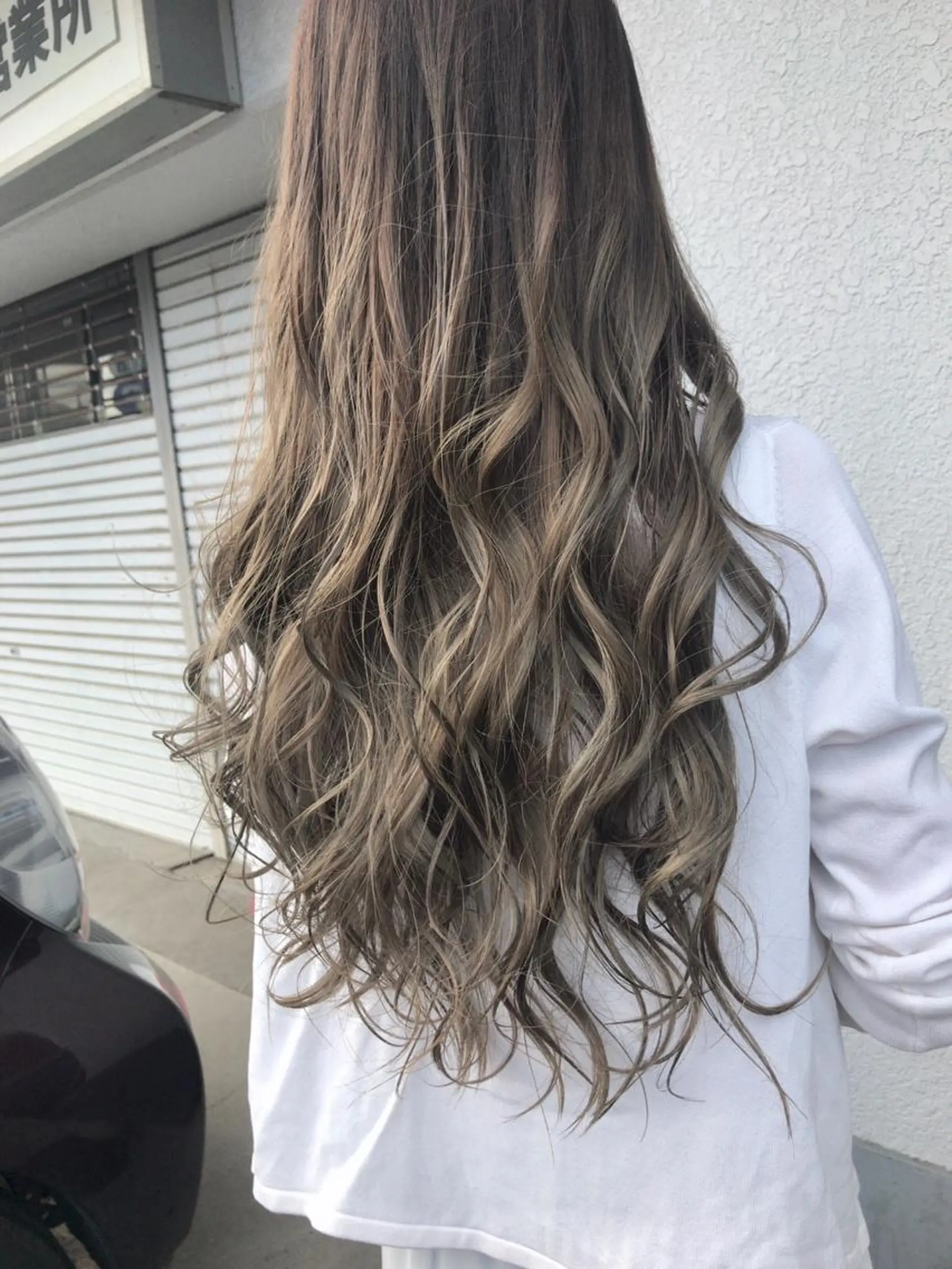 ロング カラー デザインカラー レイヤーカット匠 イソザキノリユキのヘアスタイル