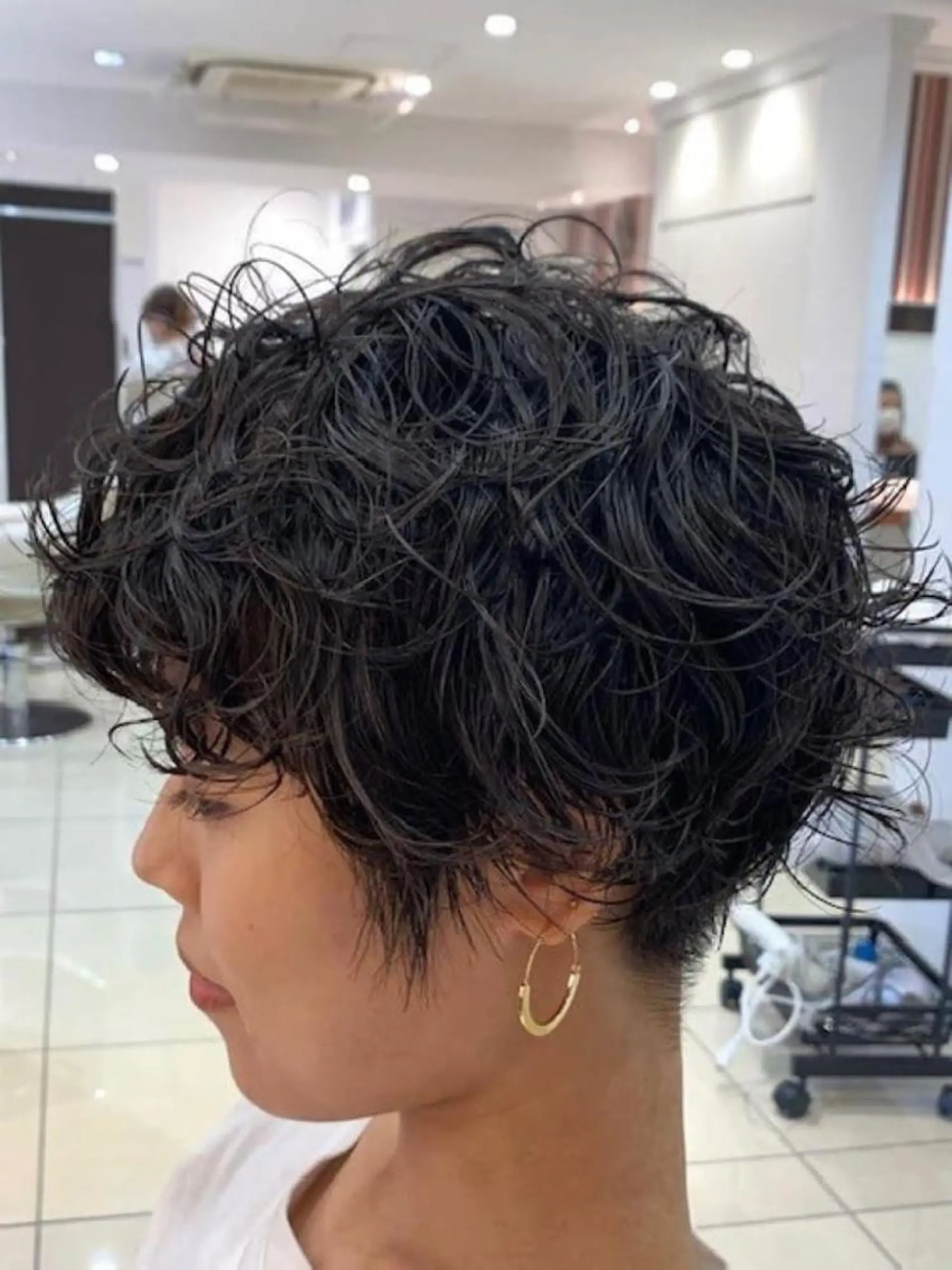 ショート パーマ 佐藤 貴太のヘアスタイル