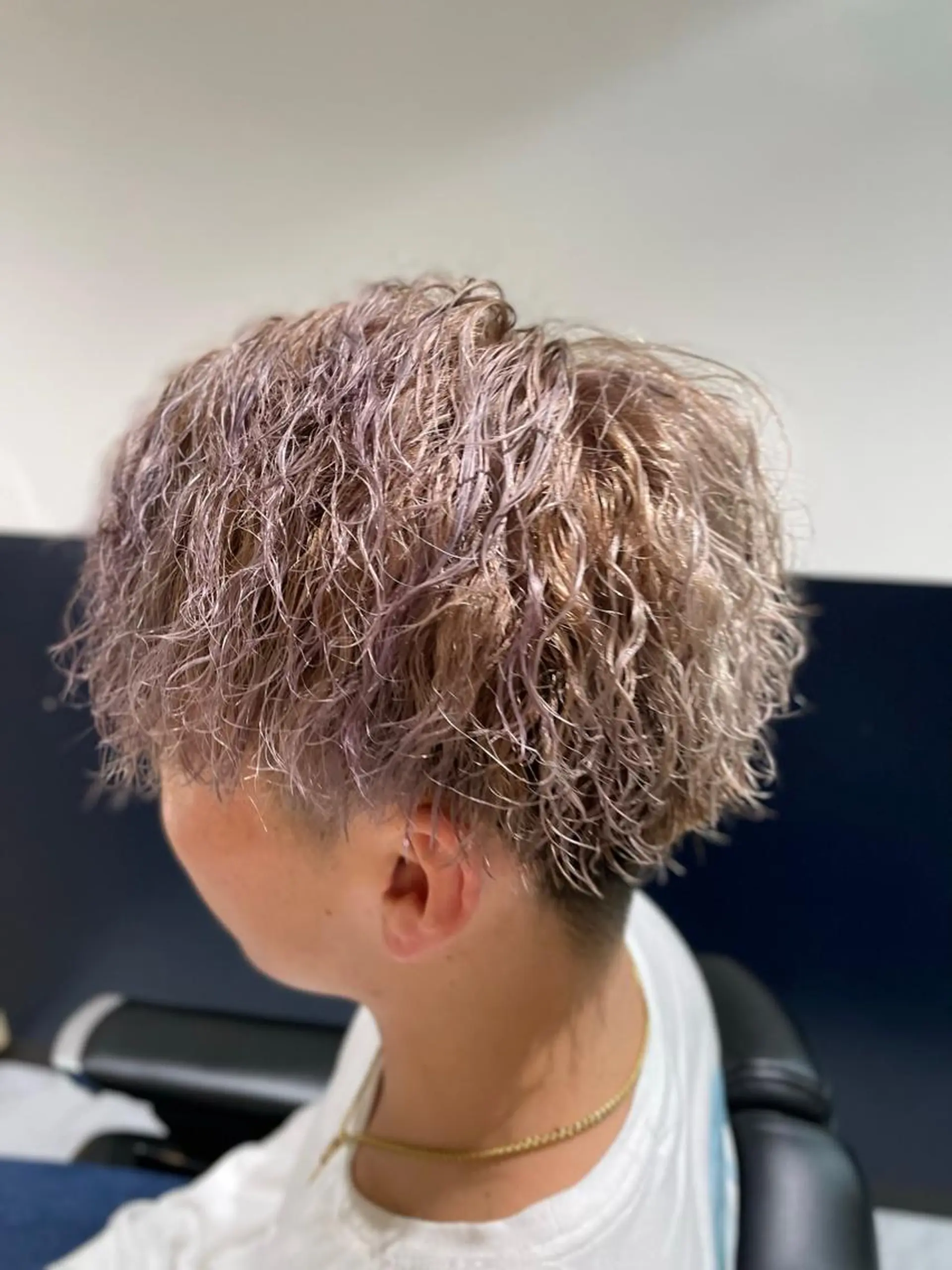 ショート パーマ メンズ メンズパーマ ツイストスパイラルパーマ スパイラルパーマ 銀座メンズカット/ 銀座メンズパーマ/のヘアスタイル