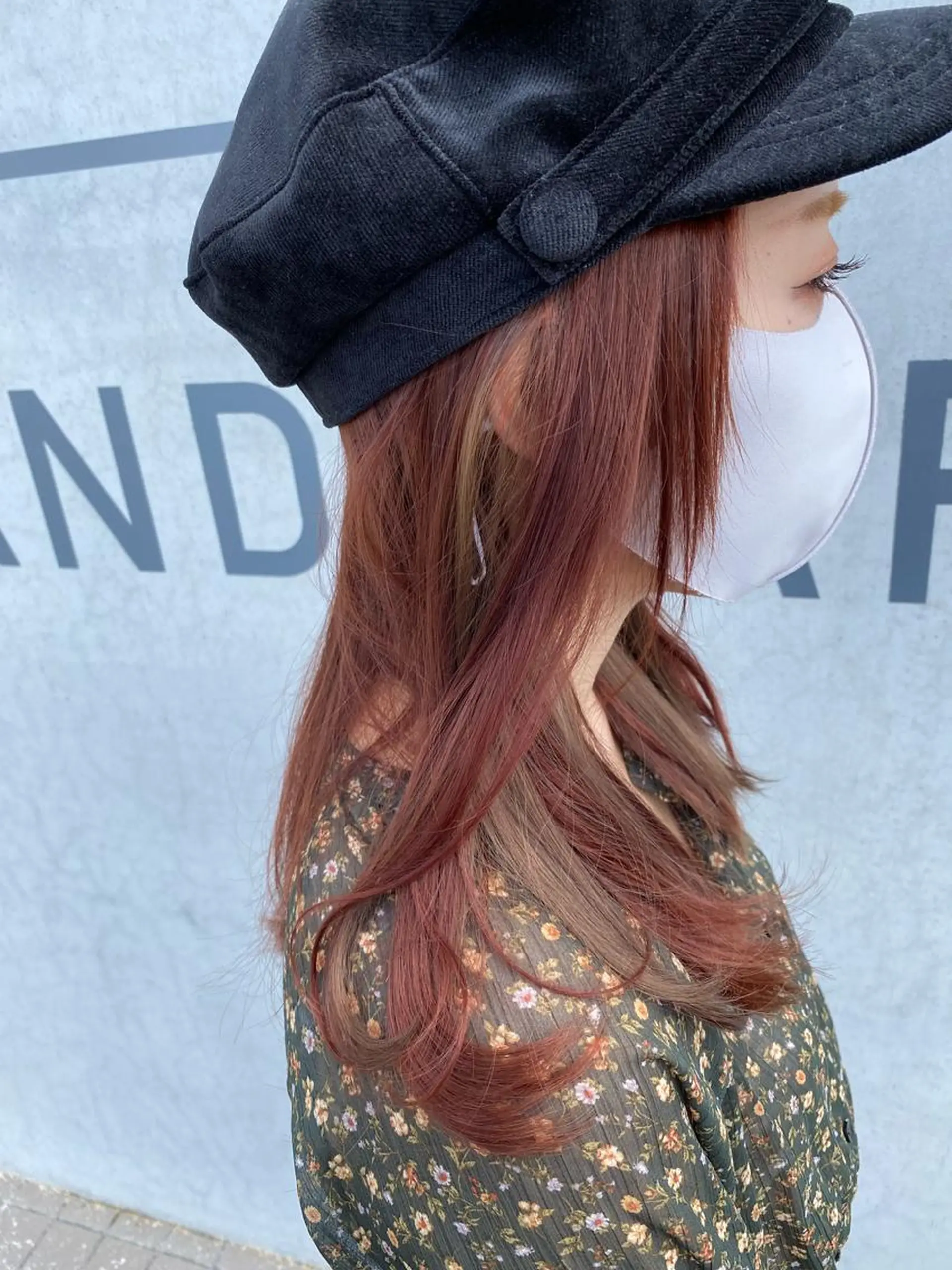 ロング カラー ベージュカラー ブリーチ ミルクティーベージュ オレンジ 小岸 竜のヘアスタイル