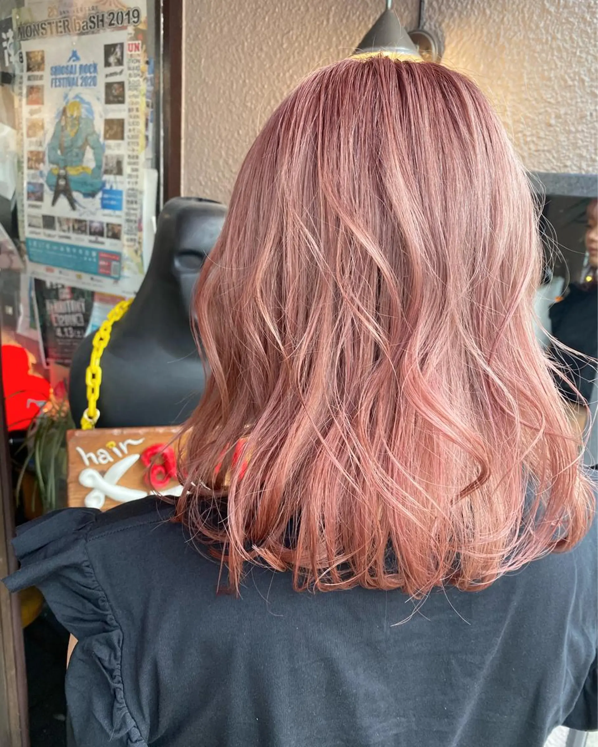 ミディアム カラー ハイトーンカラー ピンクカラー ヘアカラー トリートメント 玉木 育実のヘアスタイル