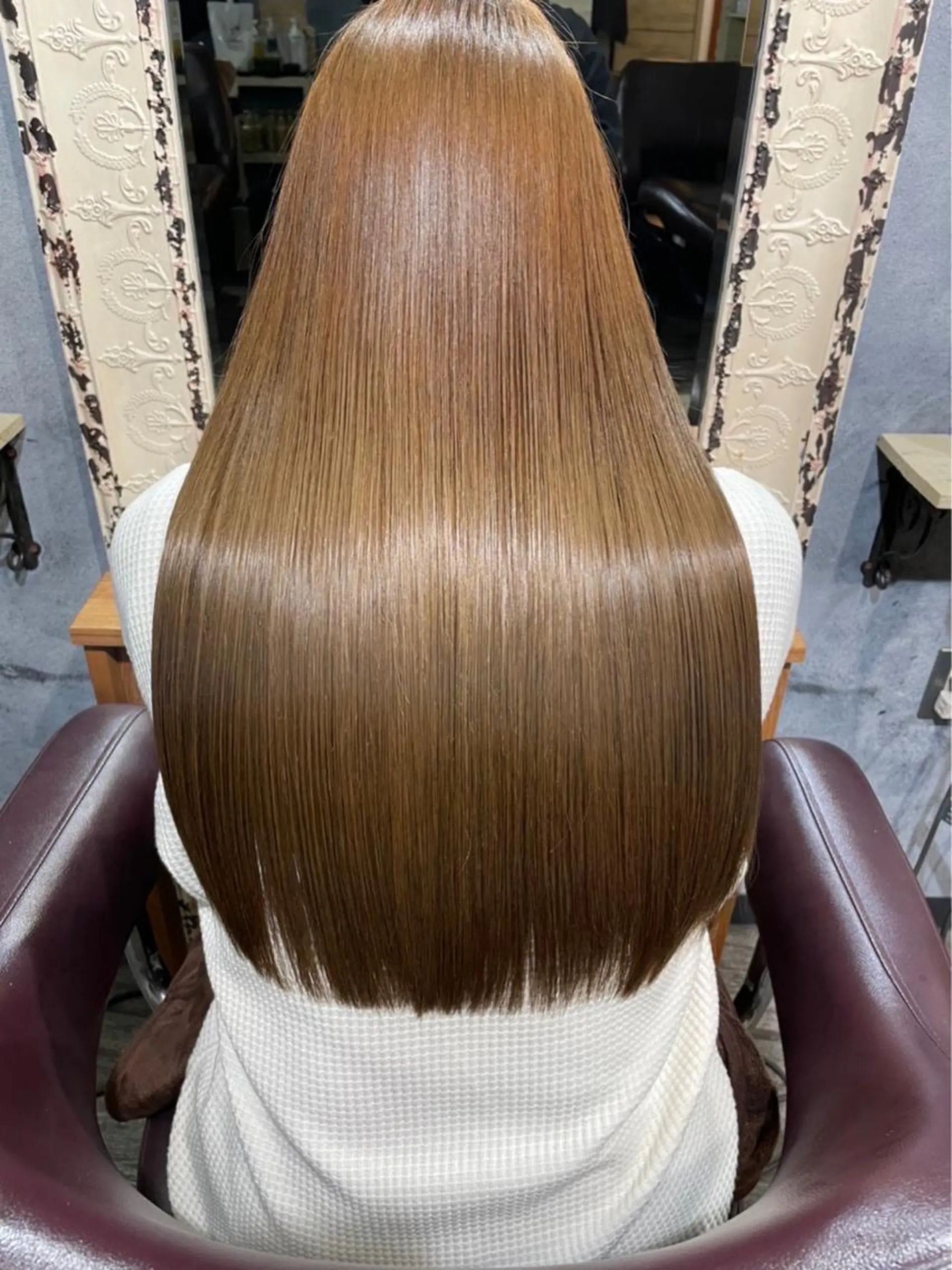 ロング カラー ロング 縮毛矯正 カット 縮毛矯正 トリートメント 透明感ヘアカラー chiharuのヘアスタイル