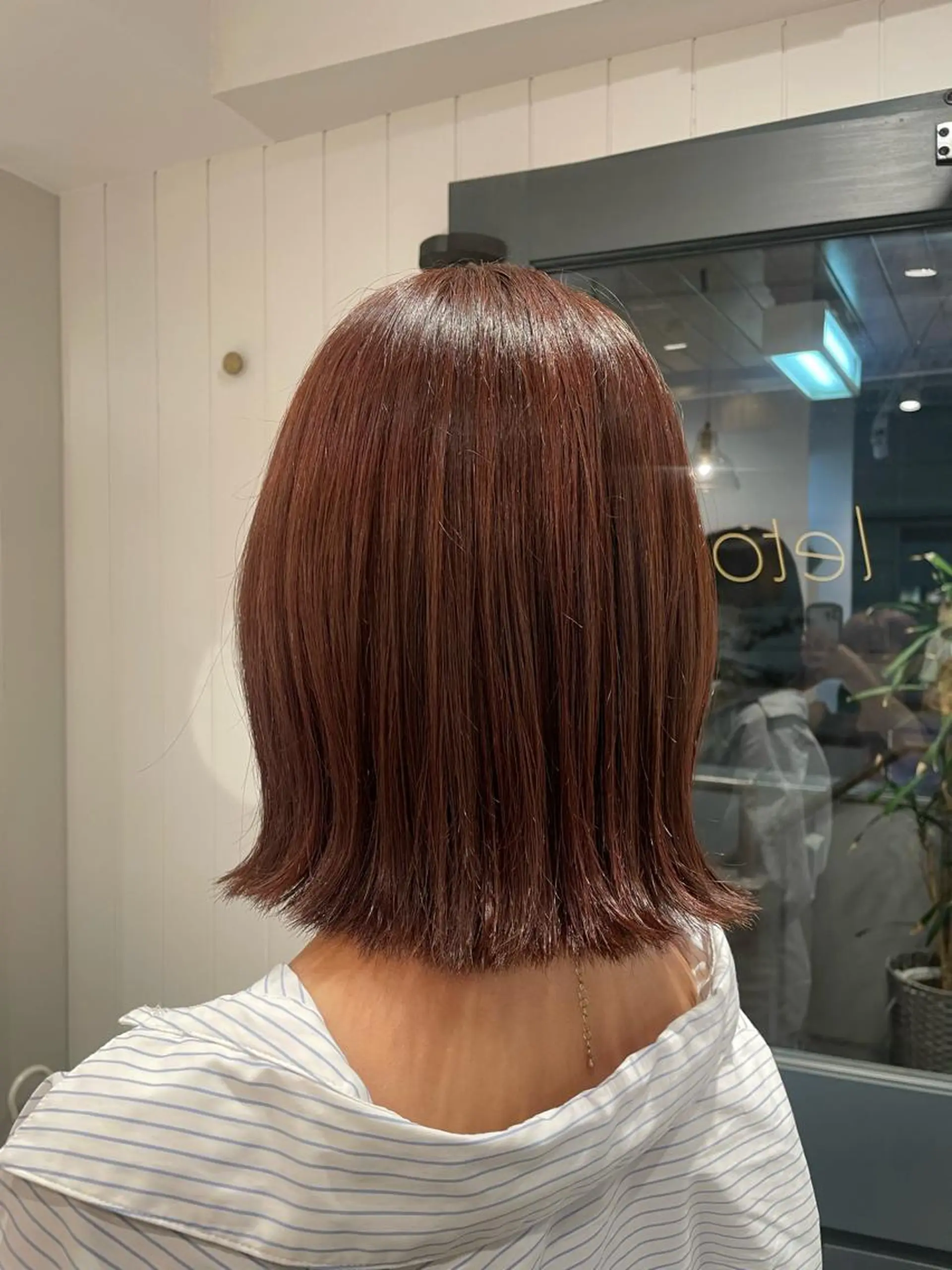 ミディアム カラー ブラウンカラー ピンクカラー soto.所属・ショートカット♡ 石川優奈のヘアスタイル
