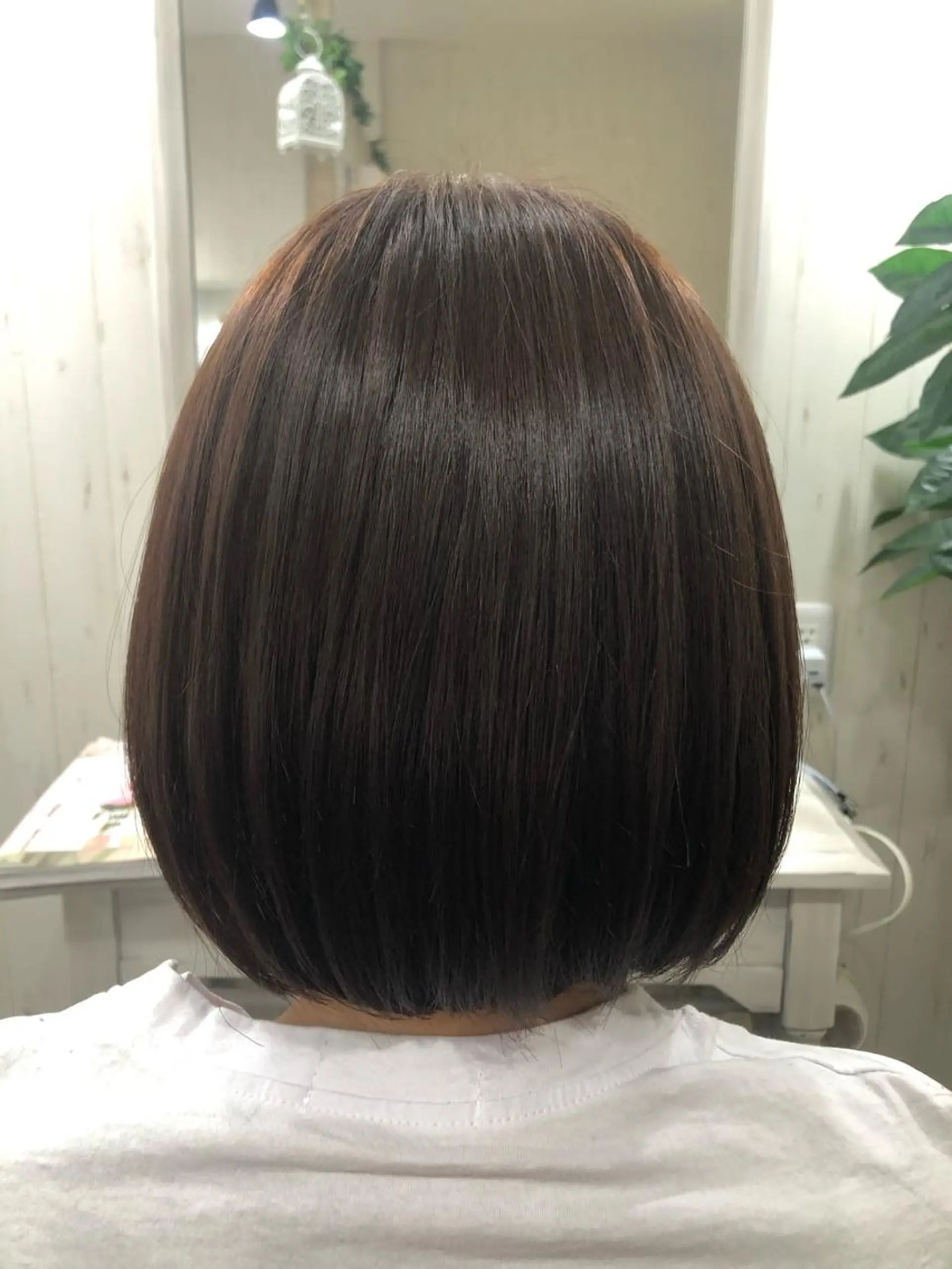 カラー ブラウンカラー ショコラブラウン ヘアカラー トリートメント イシジマ タカナリのヘアスタイル