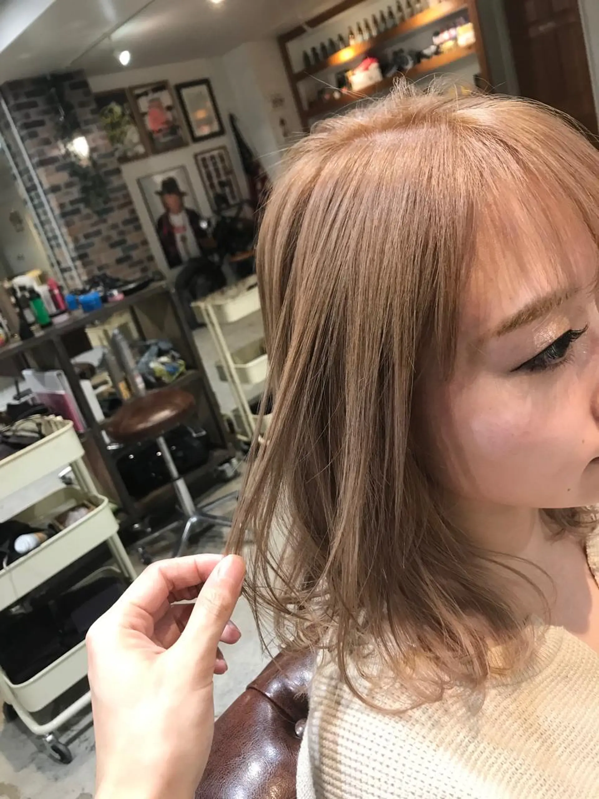ミディアム カラー パーマ ヘアアレンジ メンズ キッズ ベージュカラー ミルクティーベージュ Forest. -髪質改善-のヘアスタイル