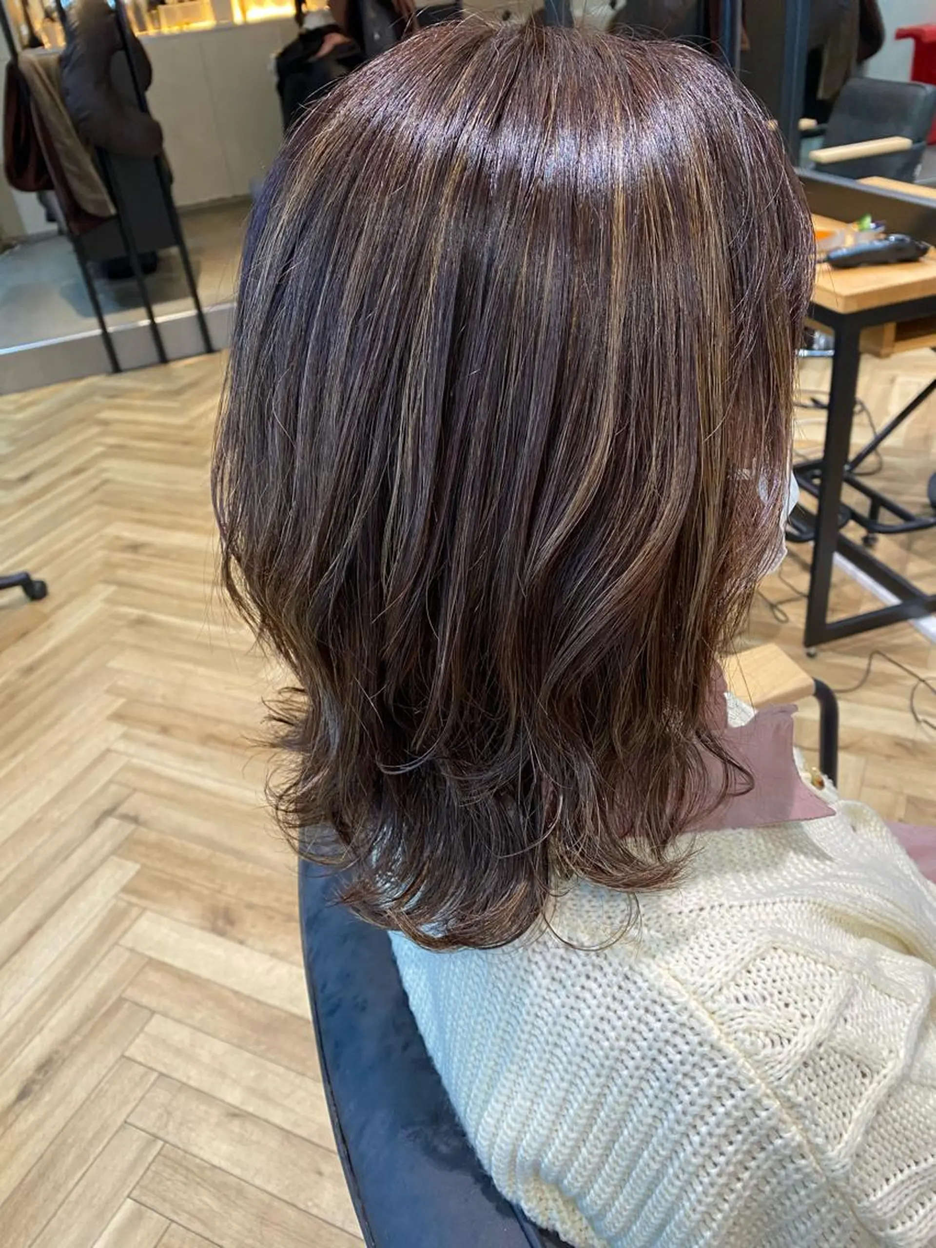 ミディアム カラー ハイライトカラー ハイライト YUNA ユウナのヘアスタイル