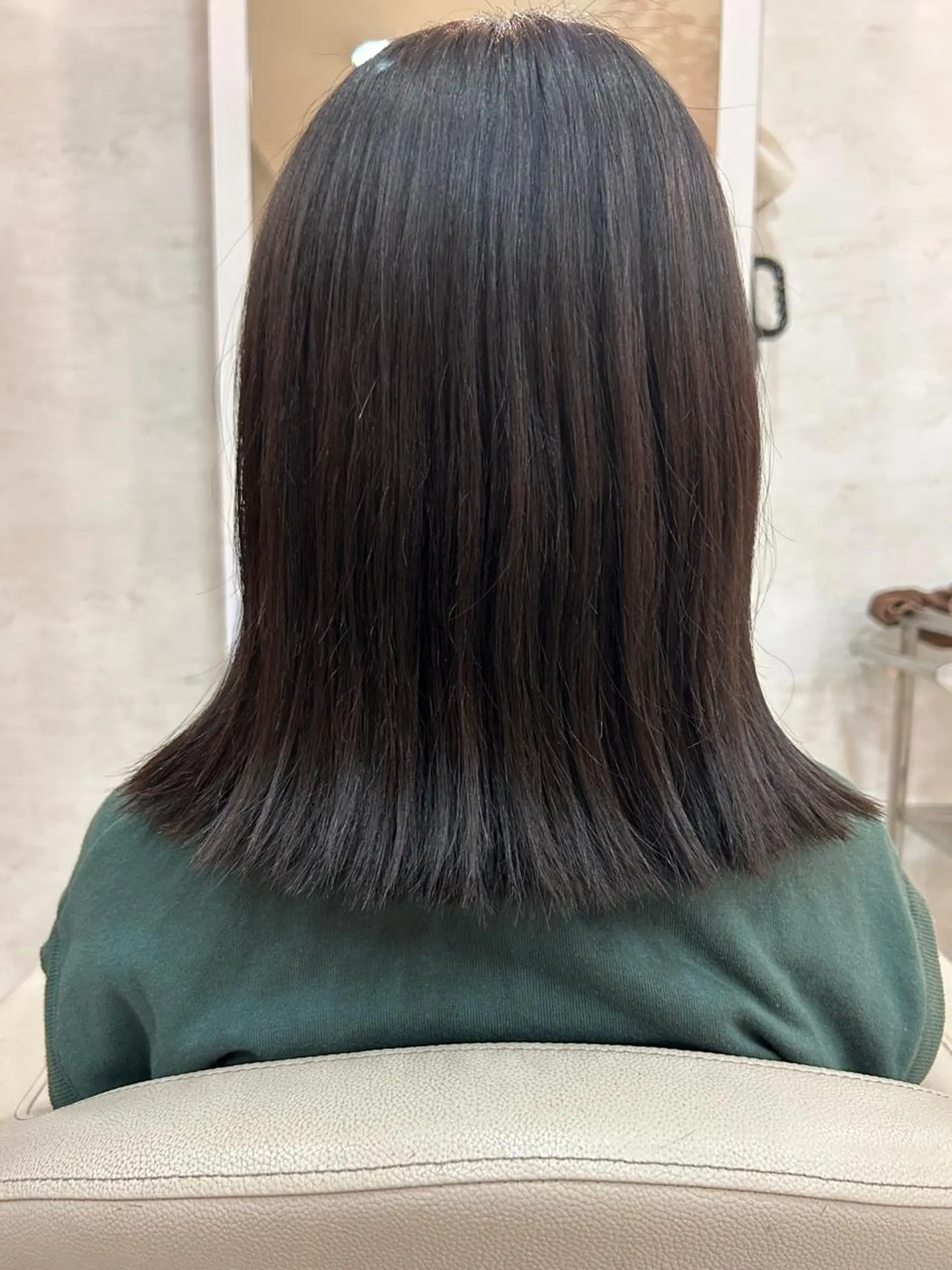 ミディアム 外ハネヘア レイフィールド滝ノ水店所属・RayField かおるのヘアスタイル