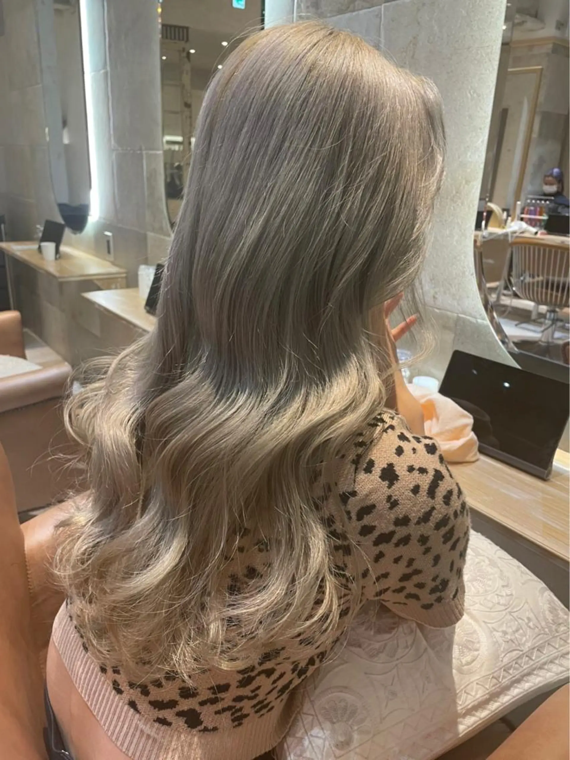 ロング カラー Ma chérie  by Lond所属・大西 天使のヘアスタイル