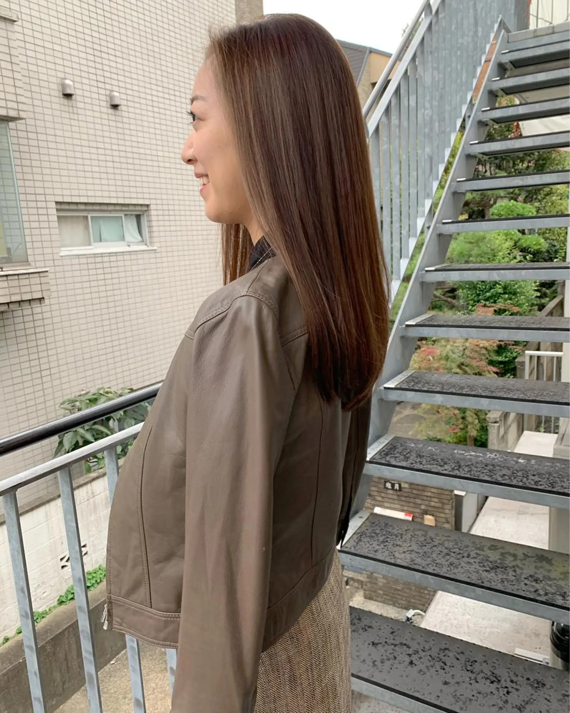 セミロング カラー アッシュ アッシュブラウン ブラウンカラー ハイライトカラー ハイライト カット ヘアカラー トリートメント 柔らかブラウン/顔周 りレイヤー♡ユウシのヘアスタイル