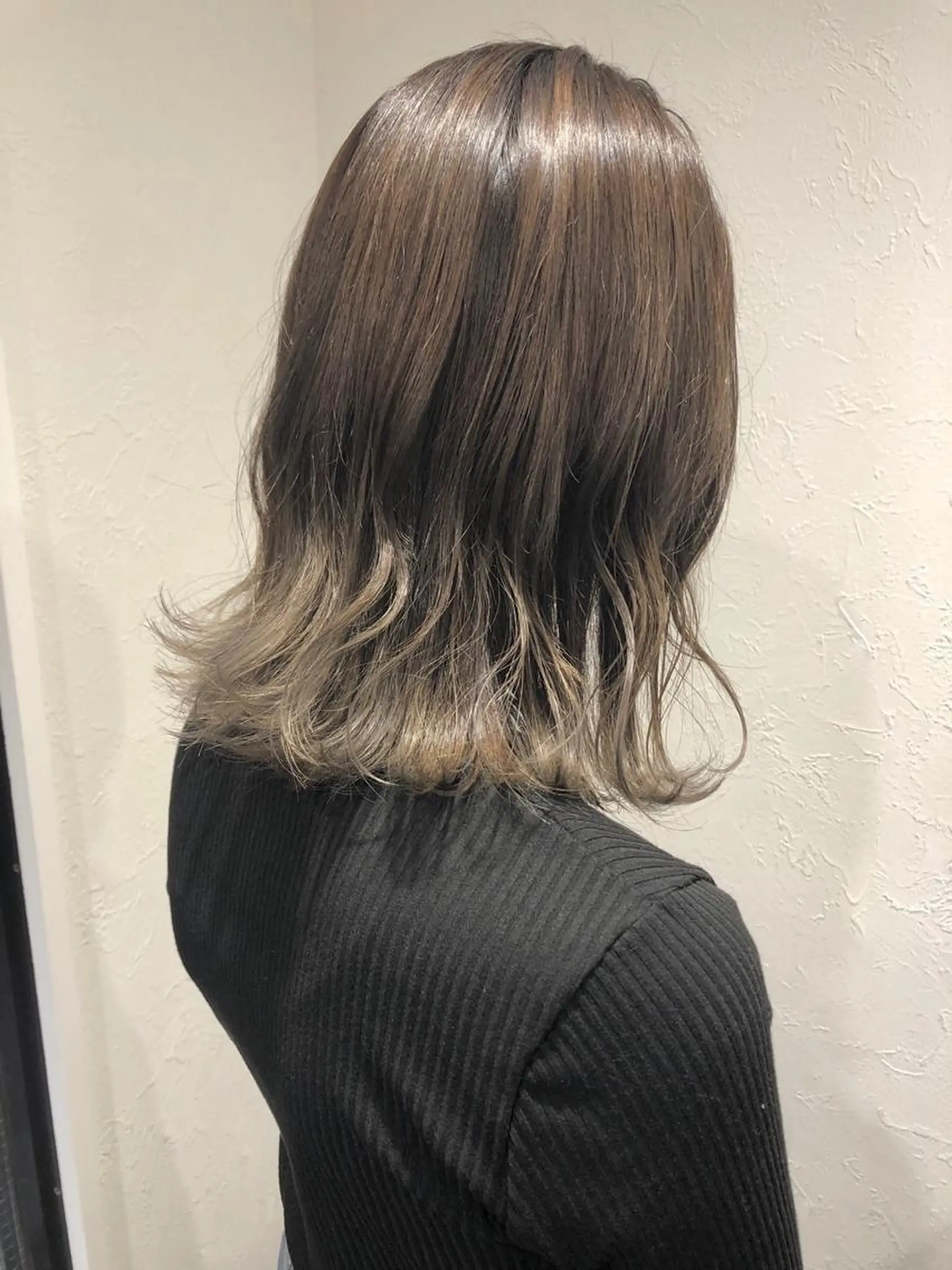 ミディアム カラー グラデーションカラー 2nd所属・🤍2nd🤍田所 美希のヘアスタイル