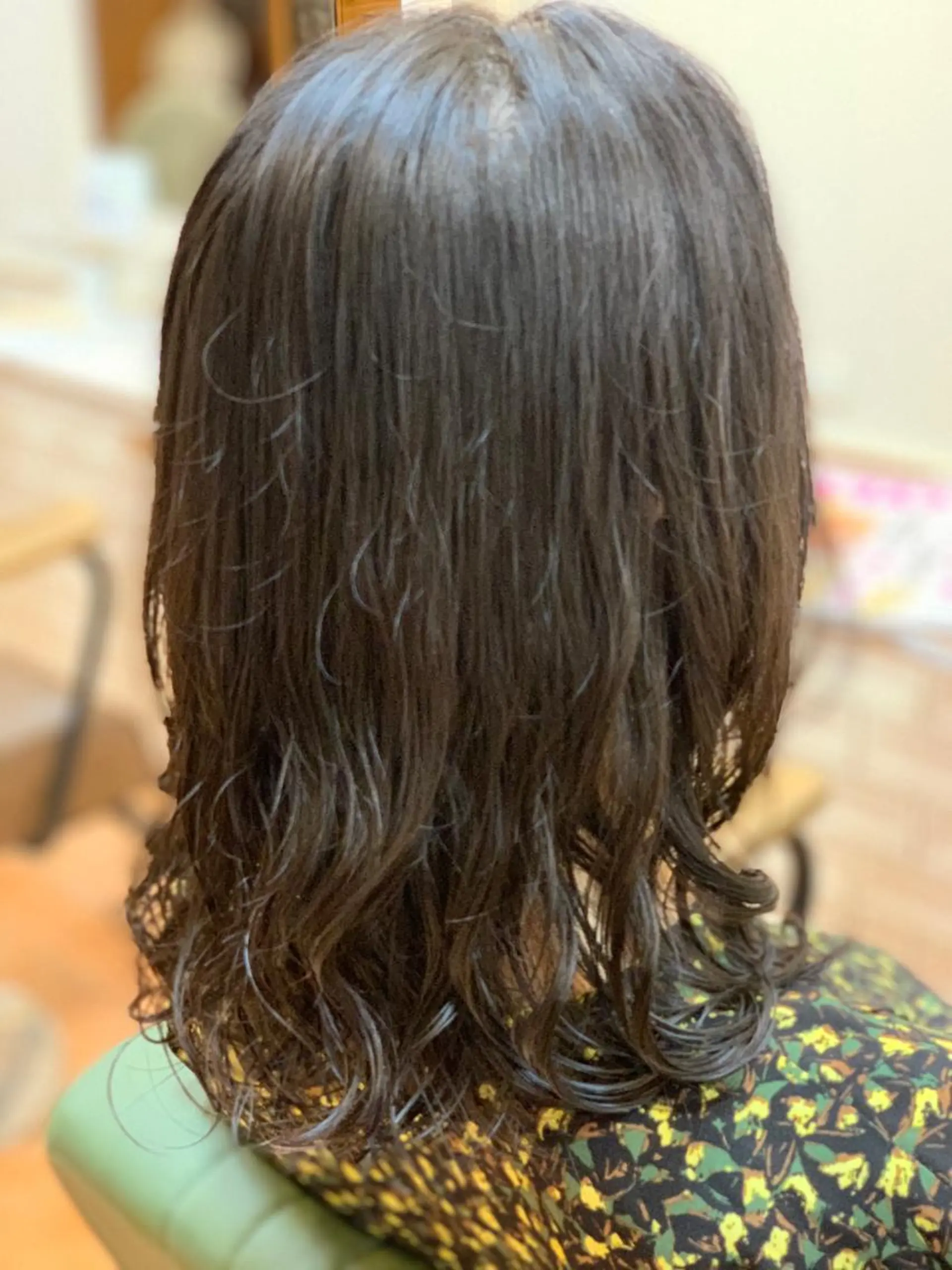 ミディアム ミディアムパーマ カット ヘアカラー 髪質改善で人気⭐️ 川元裕範（ヒロノリ）のヘアスタイル