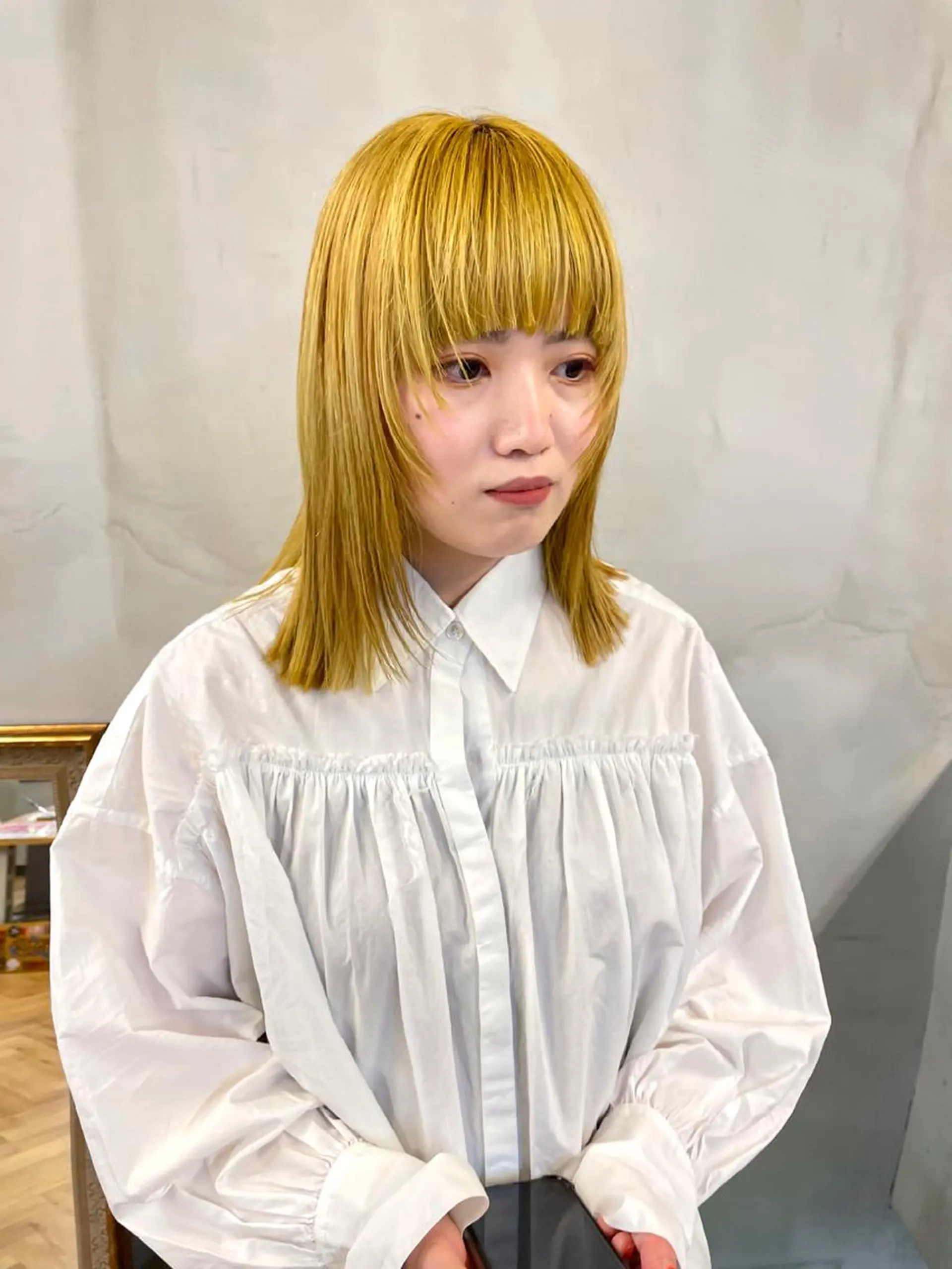 ミディアム カラー パーマ ヘアアレンジ メンズ キッズ ネイル マツエク・マツパ アイブロウ 顔まわりレイヤー レイヤーカット カット ヘアカラー トリートメント tatsumi/ボブ ウルフ/レイヤーのヘアスタイル