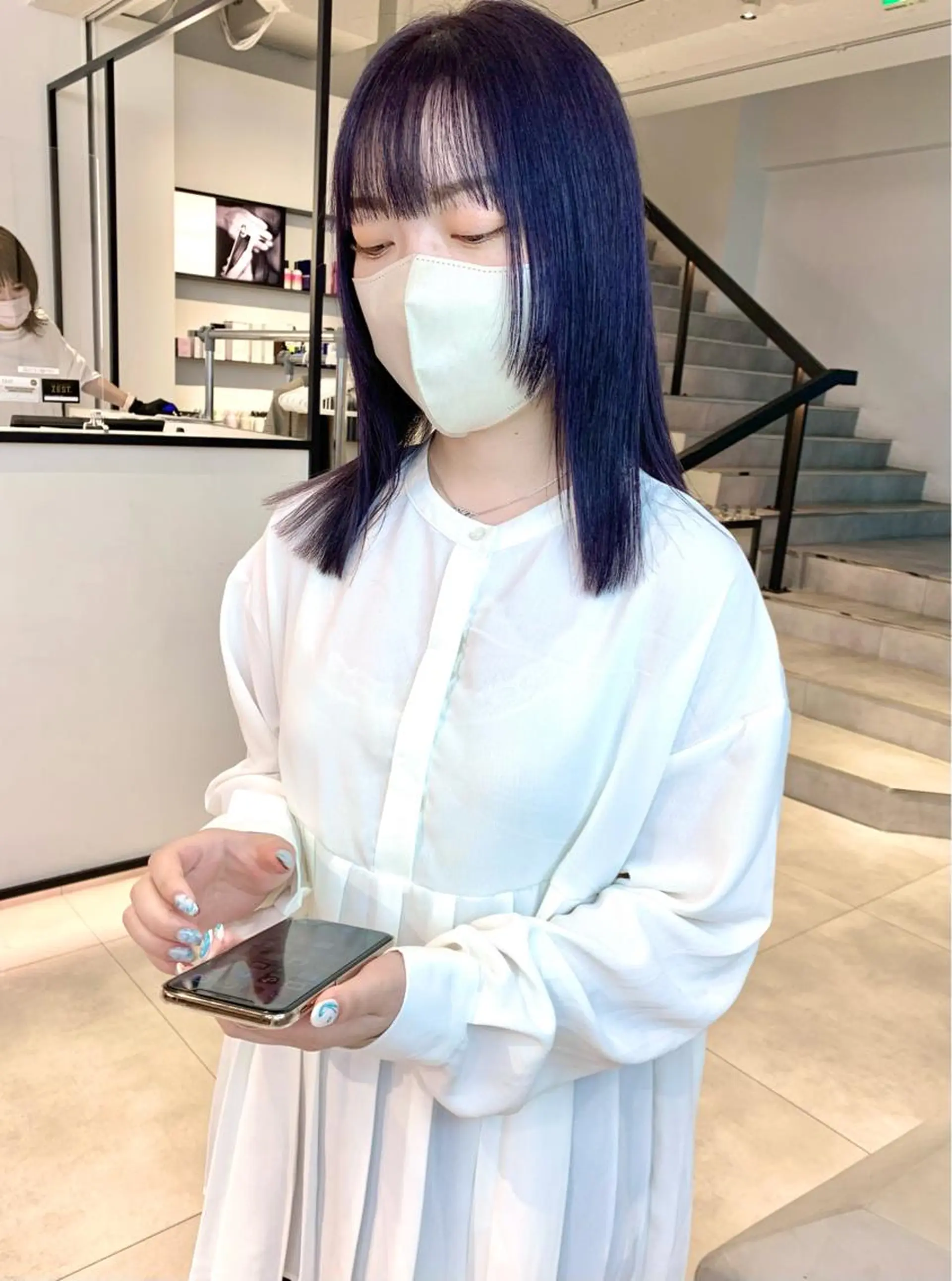 セミロング カラー ブリーチ パープルカラー カット ヘアカラー トリートメント Kureha/ネイル レイヤー/酸性縮毛のヘアスタイル