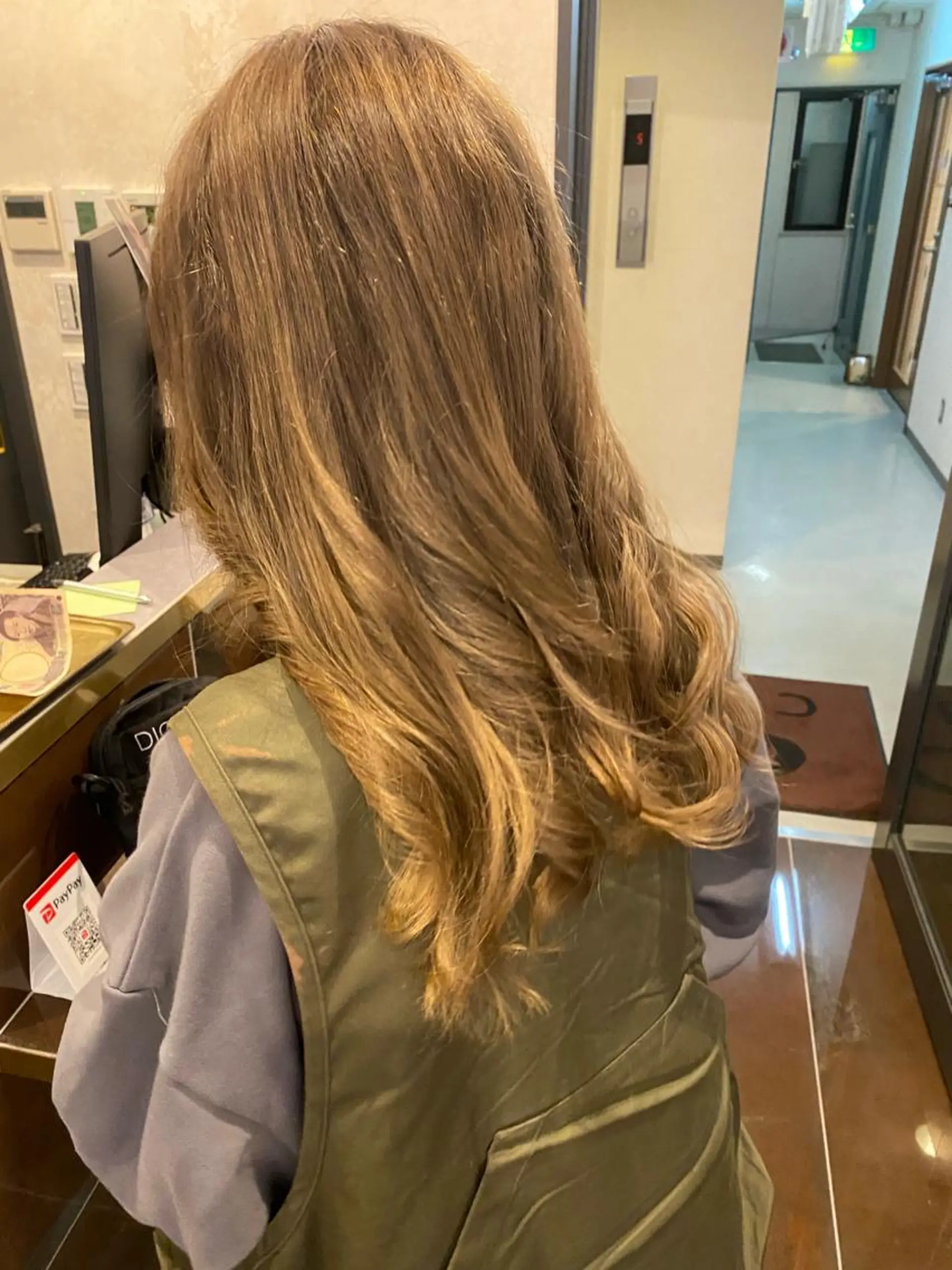 セミロング カラー カット ヘアカラー トリートメント CIEL天六店 三上春のヘアスタイル