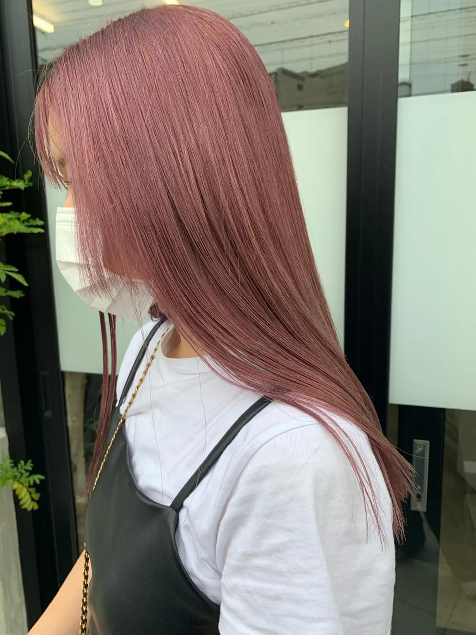 ロング カラー ブリーチ ピンクカラー Haru/THREE …by velvetのヘアスタイル