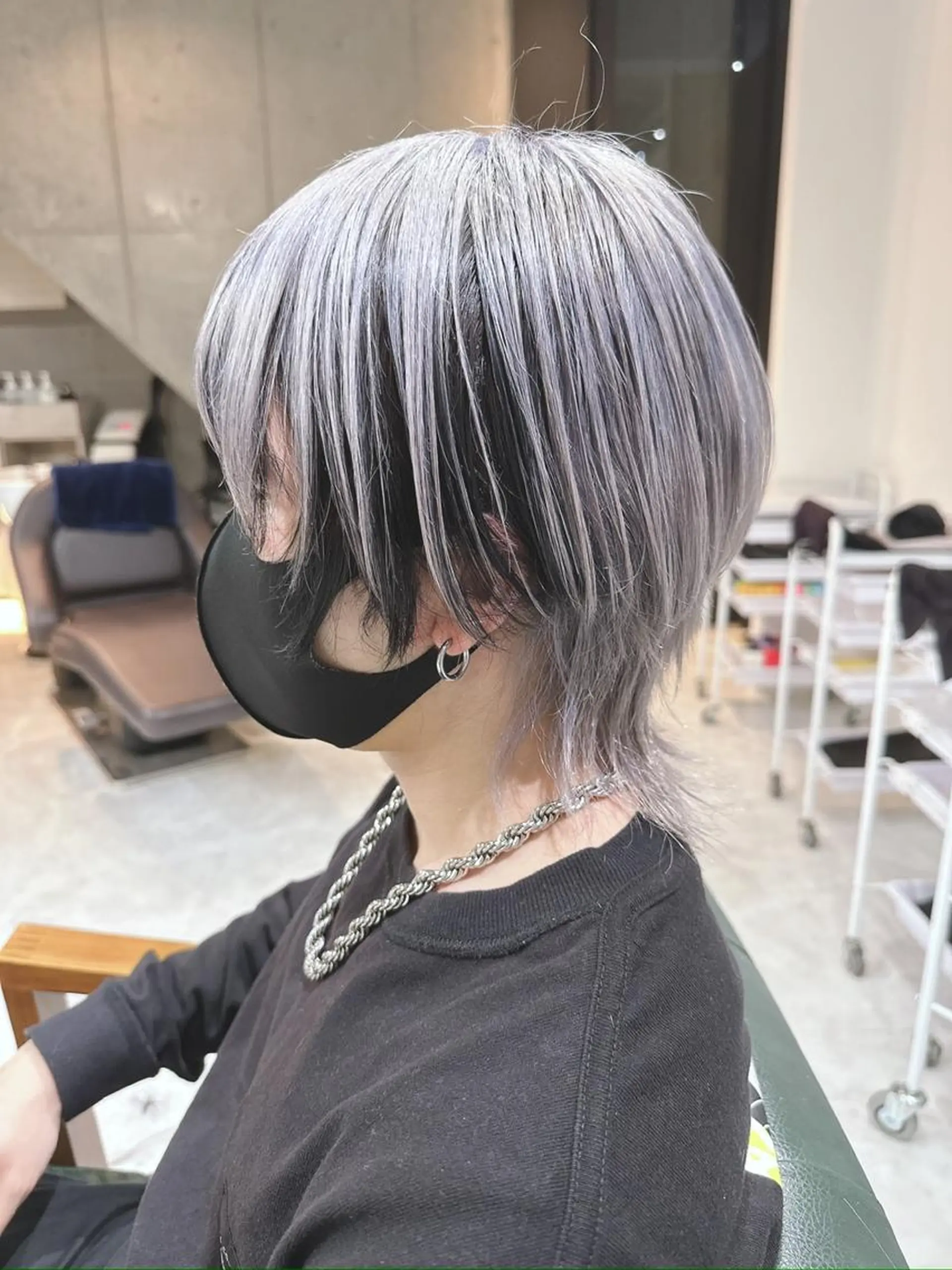 ショート カラー ヘアアレンジ メンズ メンズブリーチ メンズ韓国風 韓国マッシュ マッシュ ツーブロック 𝐑𝐈𝐍𝐊𝐀 🐷🖤のヘアスタイル