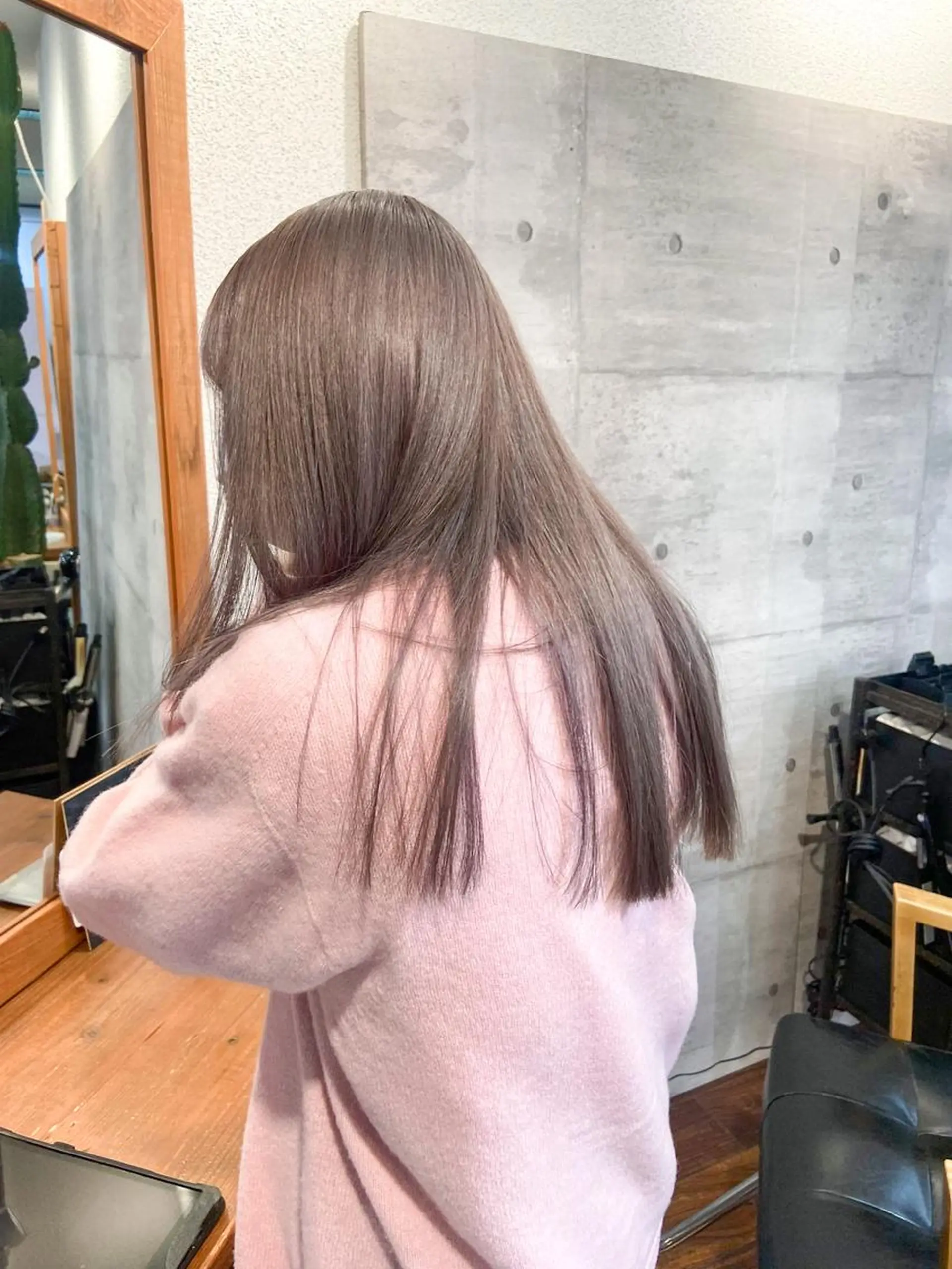 セミロング カラー グレージュ カット ヘアカラー トリートメント 日韓レイヤー🇰🇷 艶カラー/ナカネのヘアスタイル