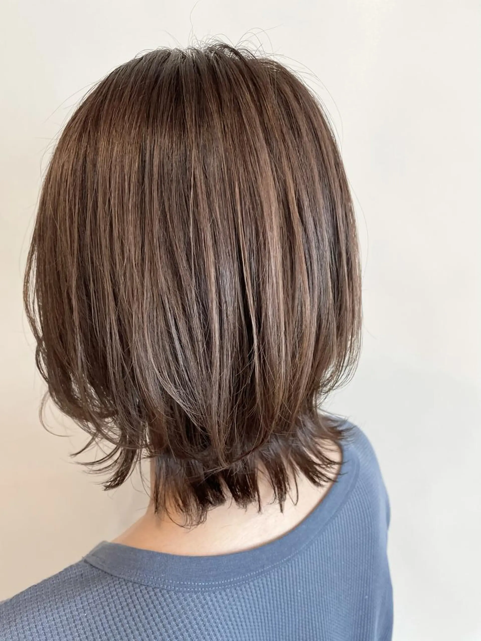 ミディアム カラー ブリーチ 透明感カラー グレージュ ブリーチなしカラー FLAGS YAMATOのヘアスタイル