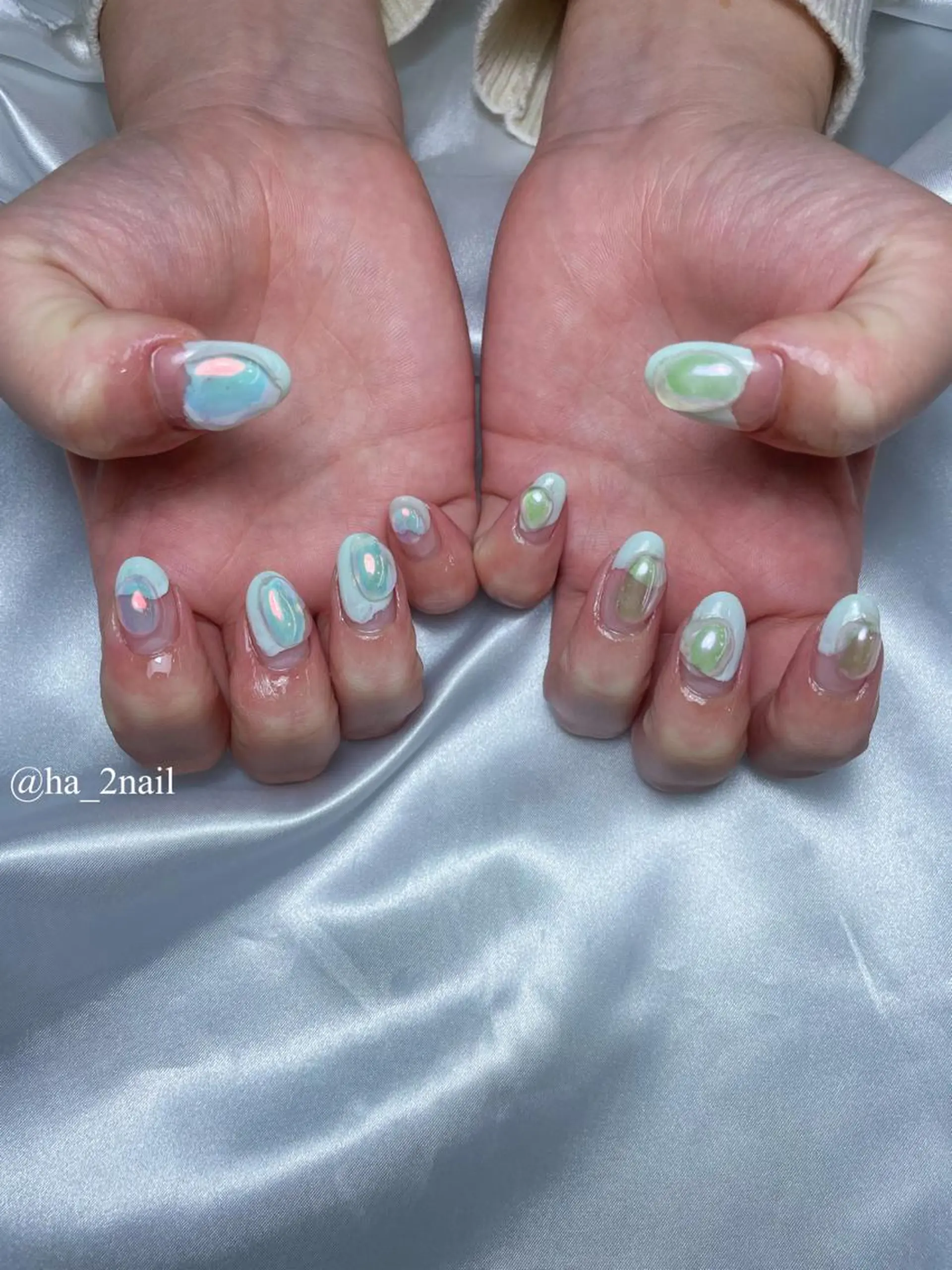 ネイル オーロラネイル ぷっくりネイル NAIL and EYELASH ALPHA.所属・ALPHA. 姫繇のネイルデザイン