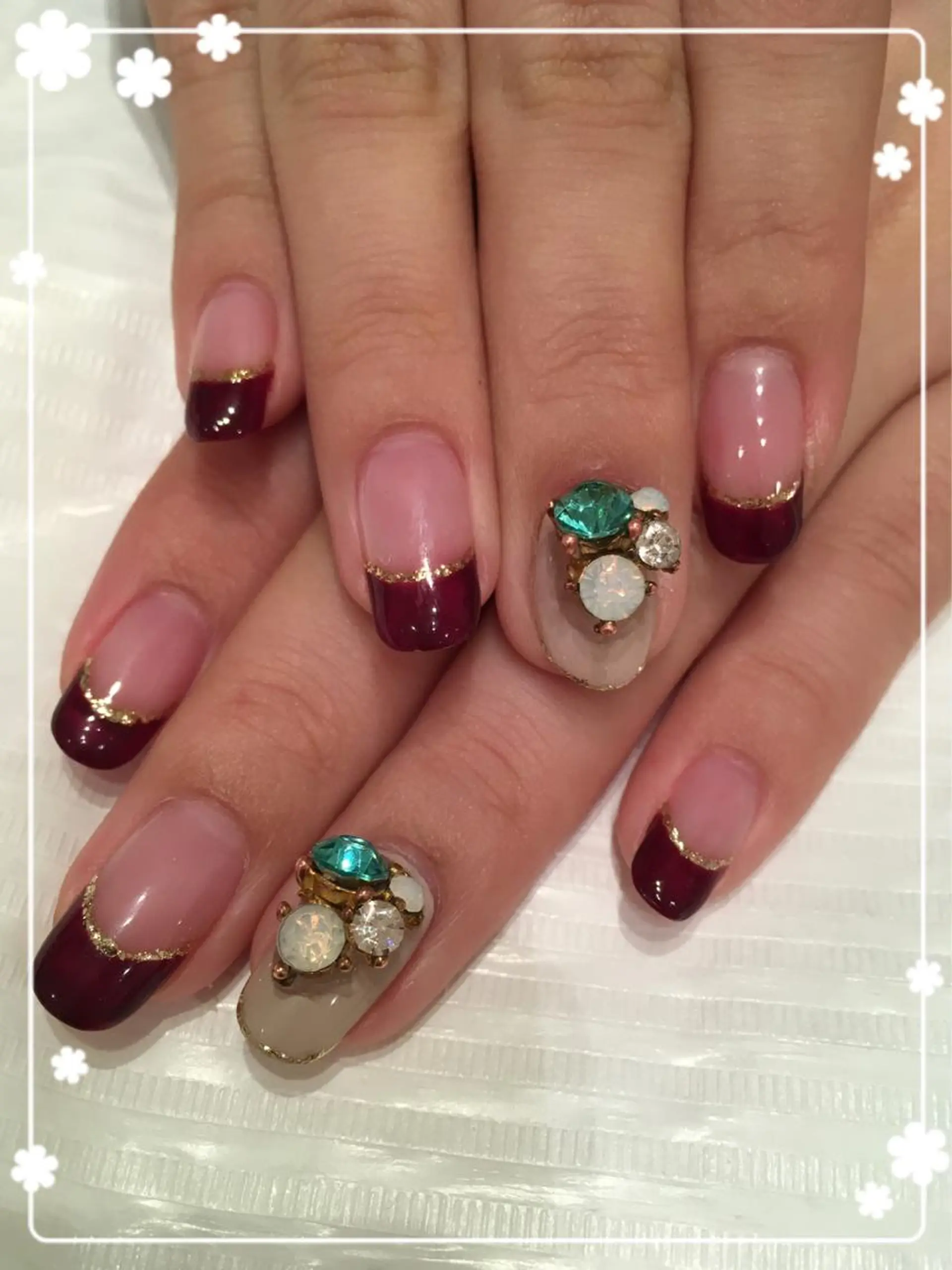 ネイル フレンチネイル ネイル＆フラワーサロン〜Ri✦hiro〜鳥栖店所属・HIRATA RIEのネイルデザイン