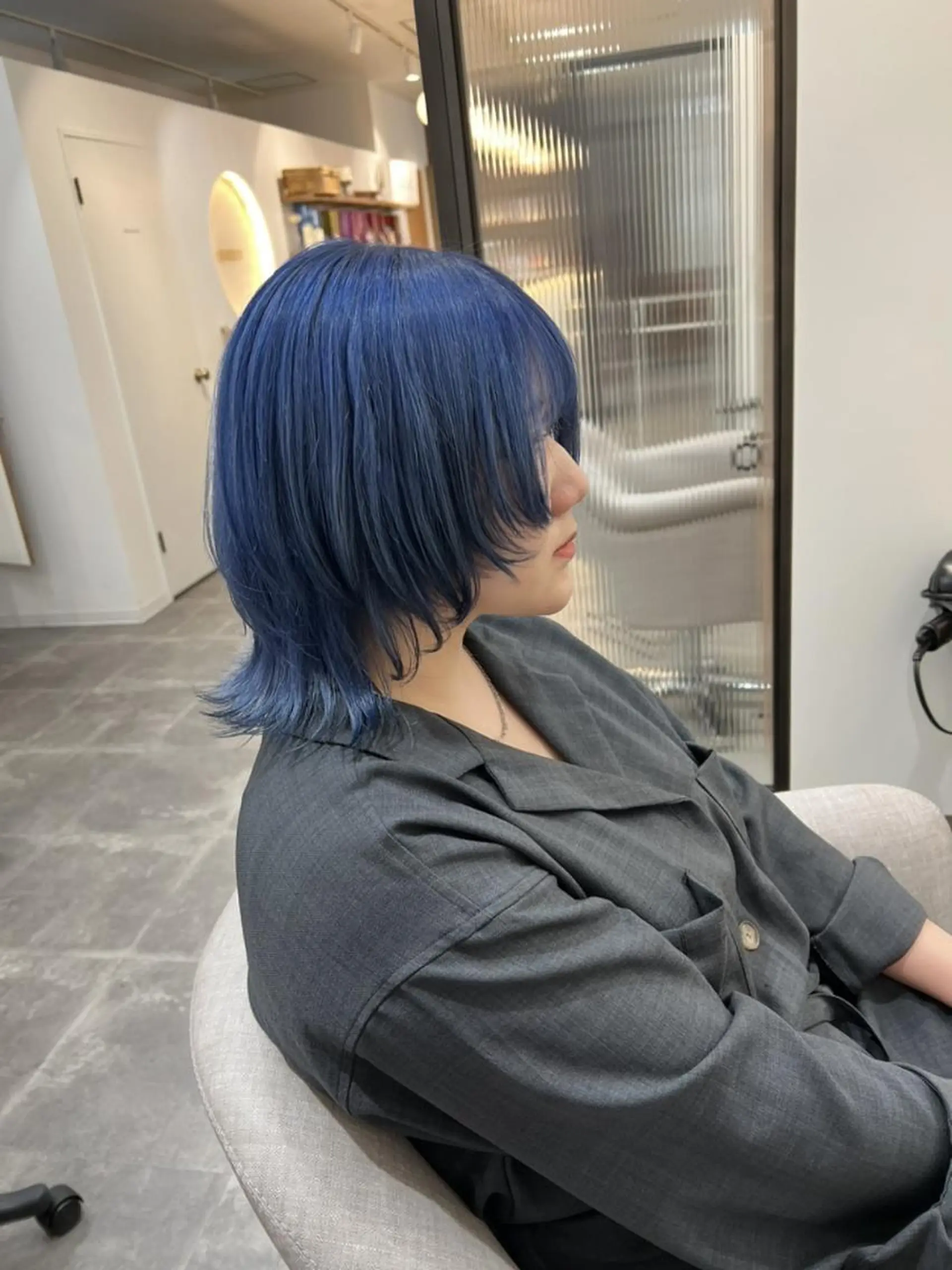 ミディアム ウルフカット Ami アミのヘアスタイル