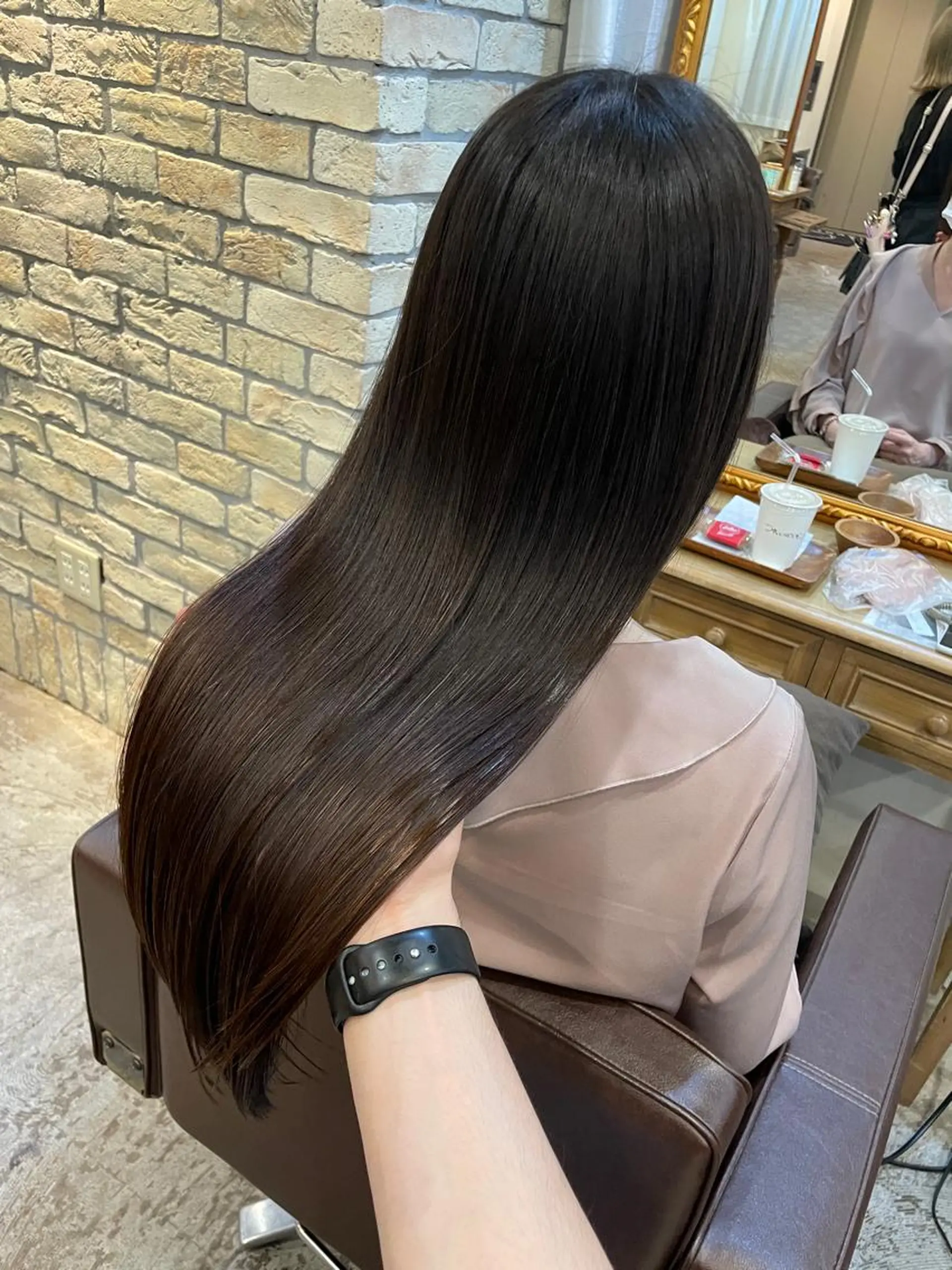 セミロング カット 縮毛矯正 トリートメント 縮毛矯正×韓国ヘア 🇰🇷小笠原のヘアスタイル