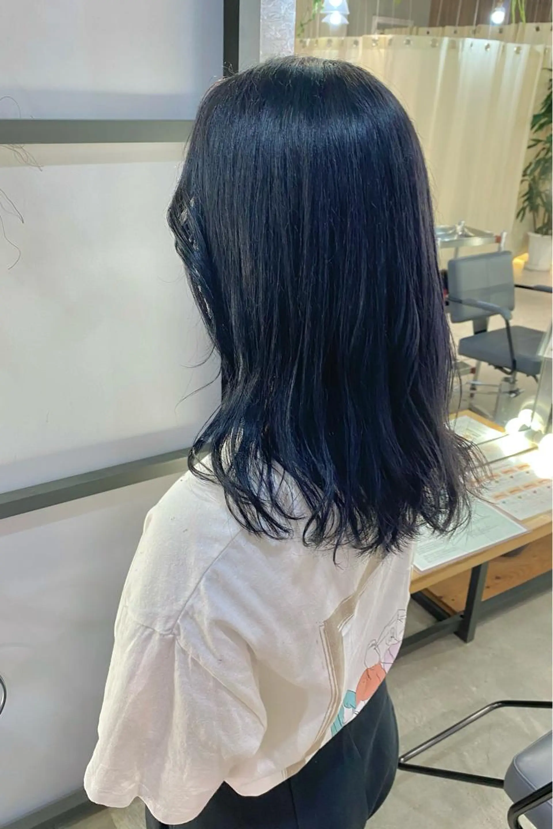 セミロング カラー 菊地 紗矢のヘアスタイル