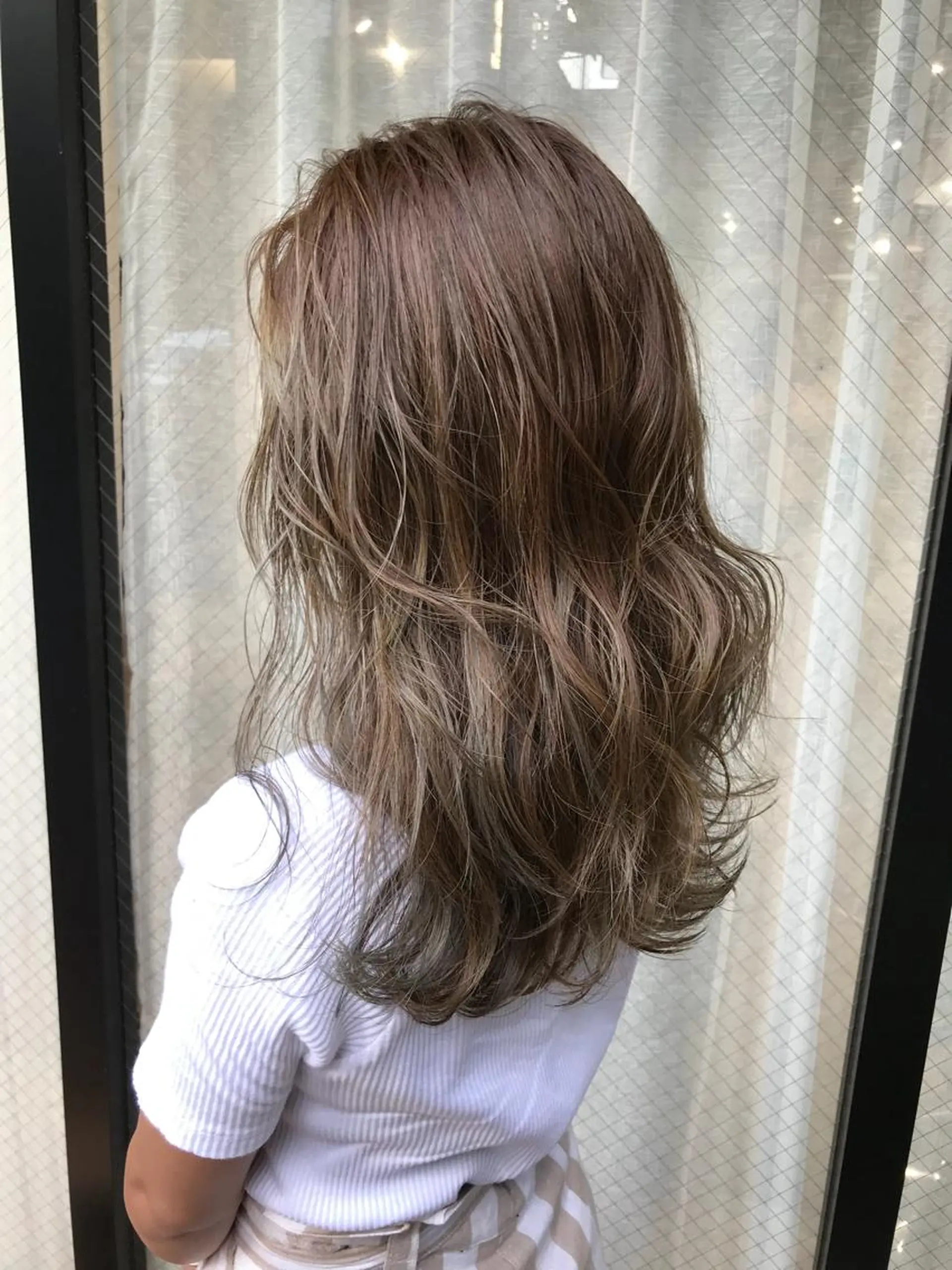 ロング カラー ハイライトカラー ハイライト ヘアカラー トリートメント レイヤー/顔周り /AKARIのヘアスタイル