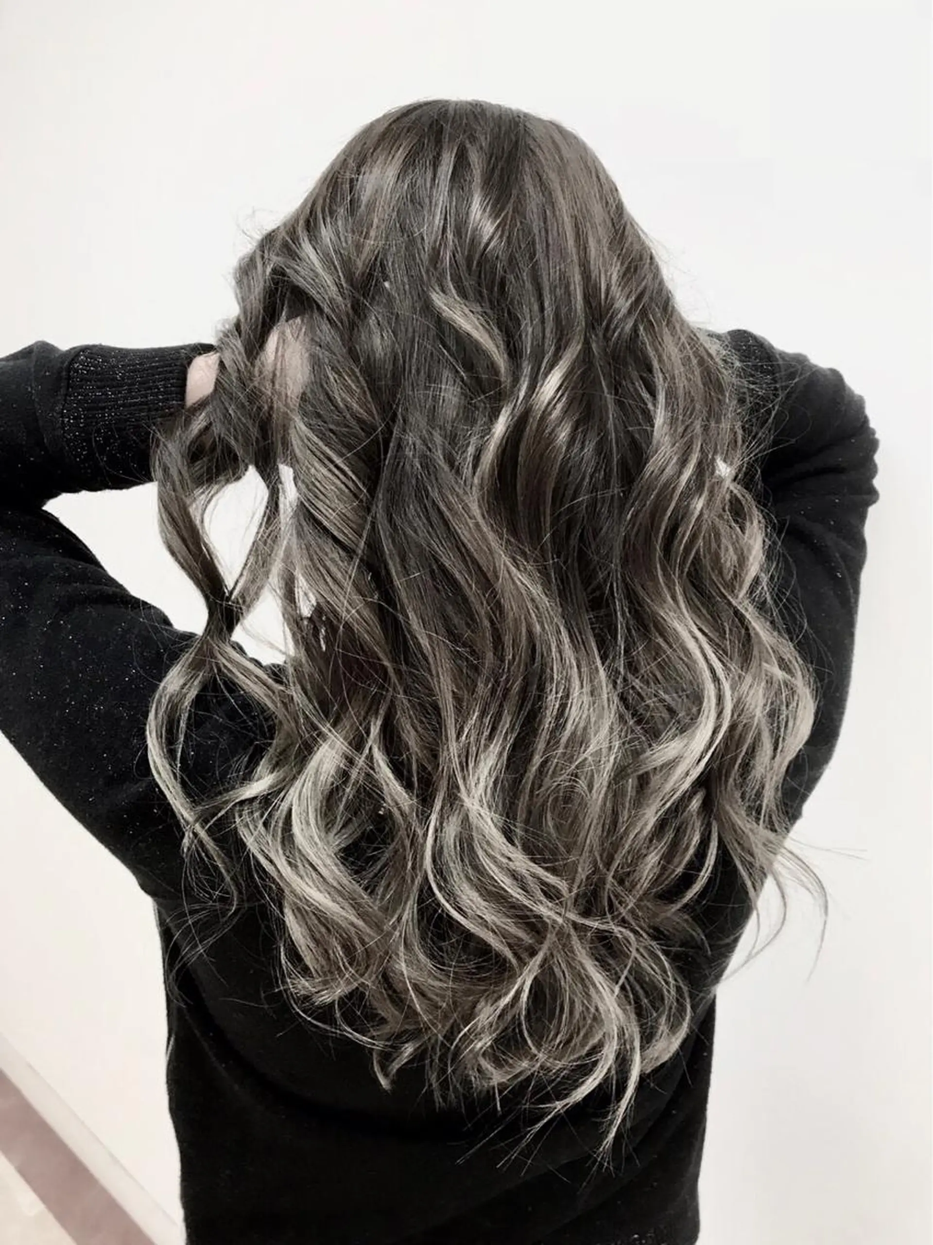 ロング カラー ヘアカラー Hair make VERDA所属・宮下 耕平のヘアスタイル