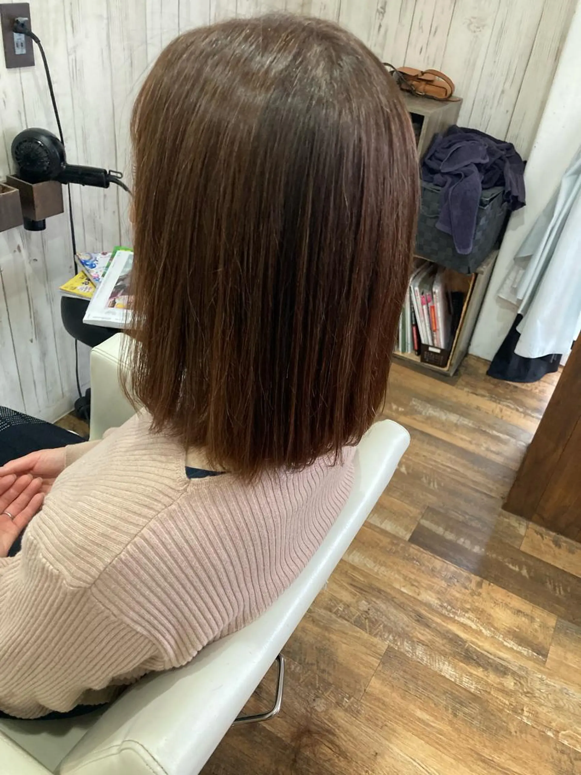 ミディアム パーマ 縮毛矯正 カット 縮毛矯正 Hair room Leaのヘアスタイル