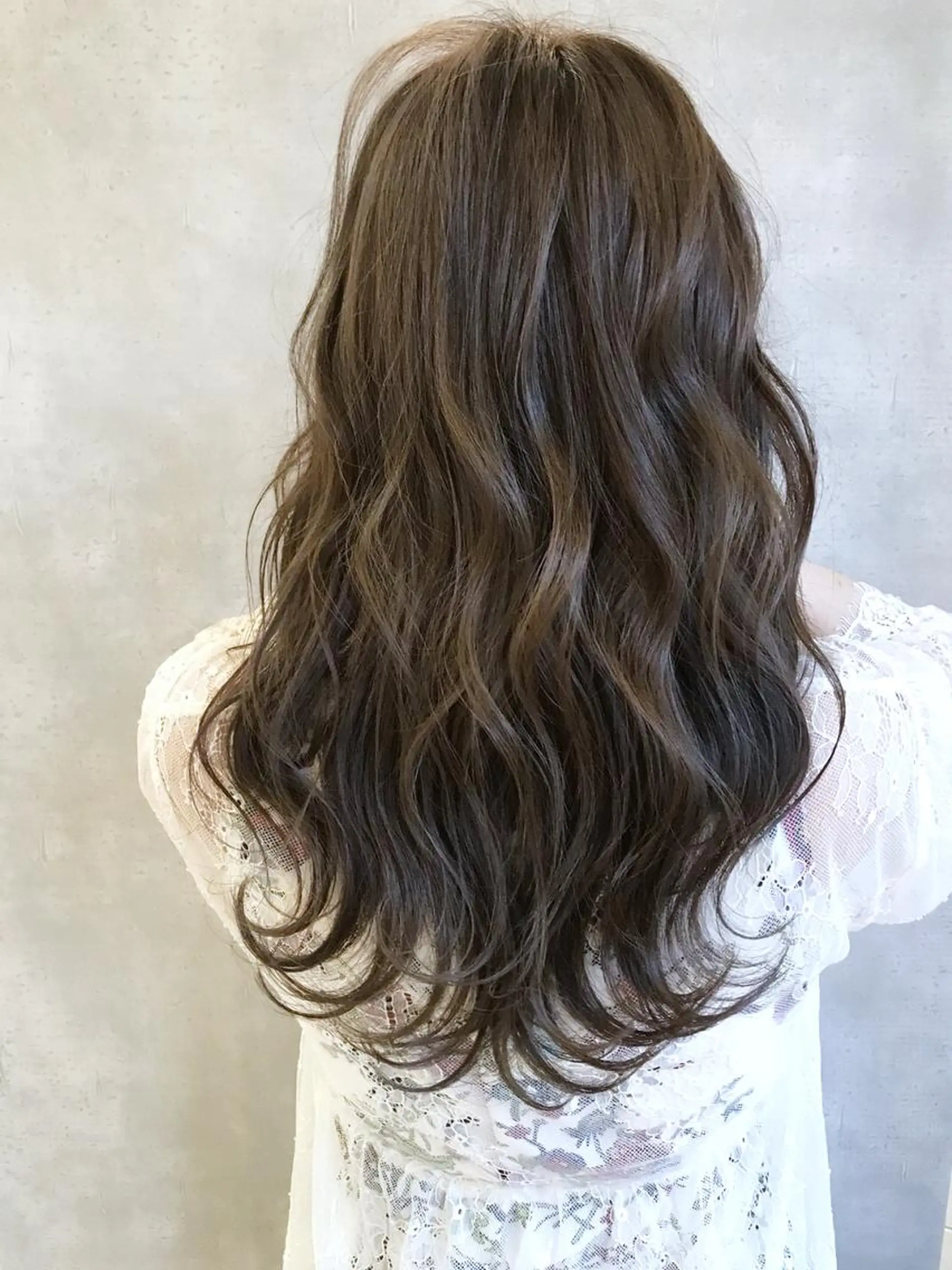 セミロング カラー アディクシーカラー ブリーチ ケアブリーチ ダブルカラー ハイライトカラー MOU namba ムウナンバのヘアスタイル