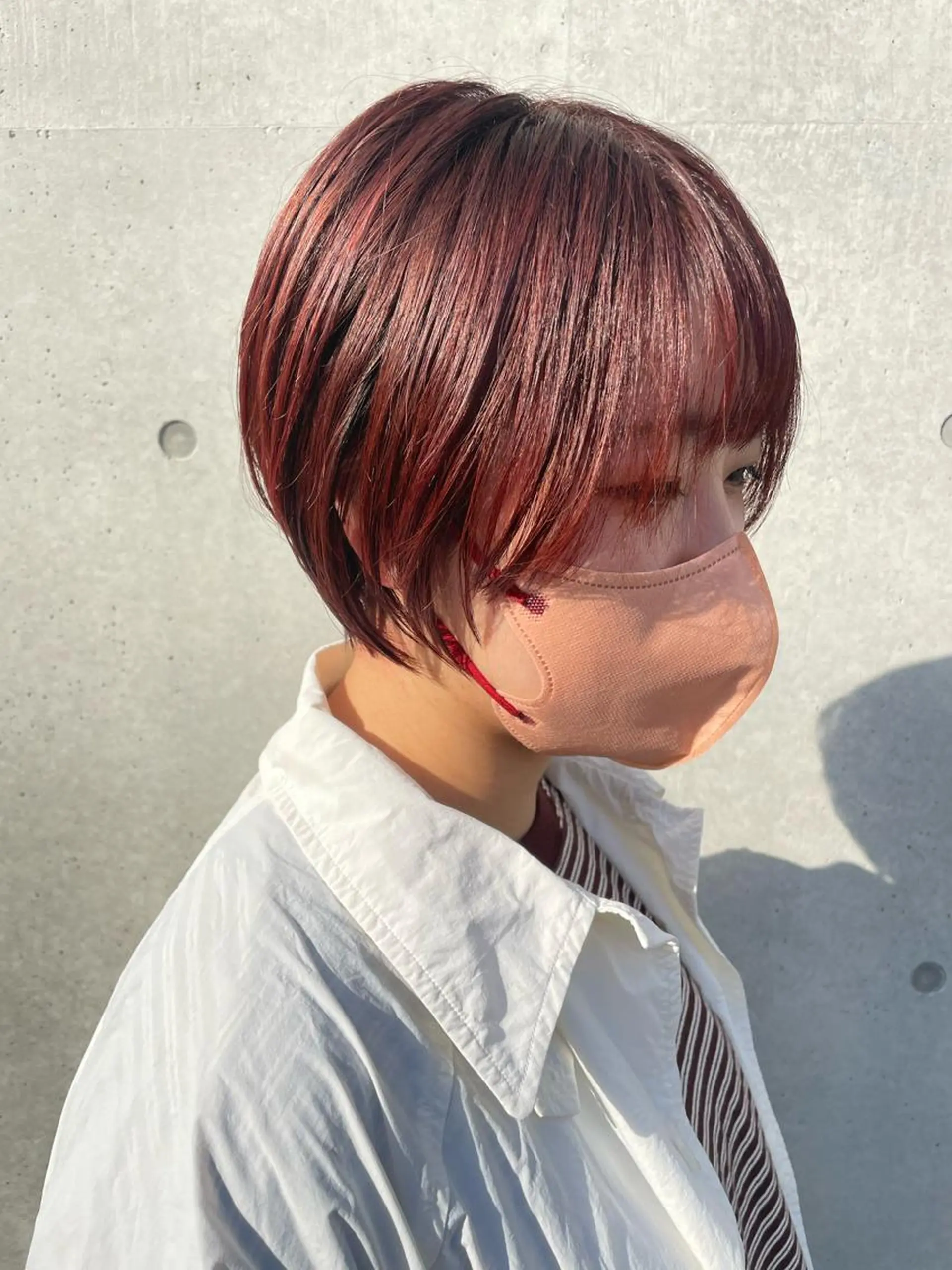 ショート カラー ブリーチ ブリーチなしカラー レッドカラー ショートヘア カット インナーカラー/推し アニメカラー/ウルフのヘアスタイル