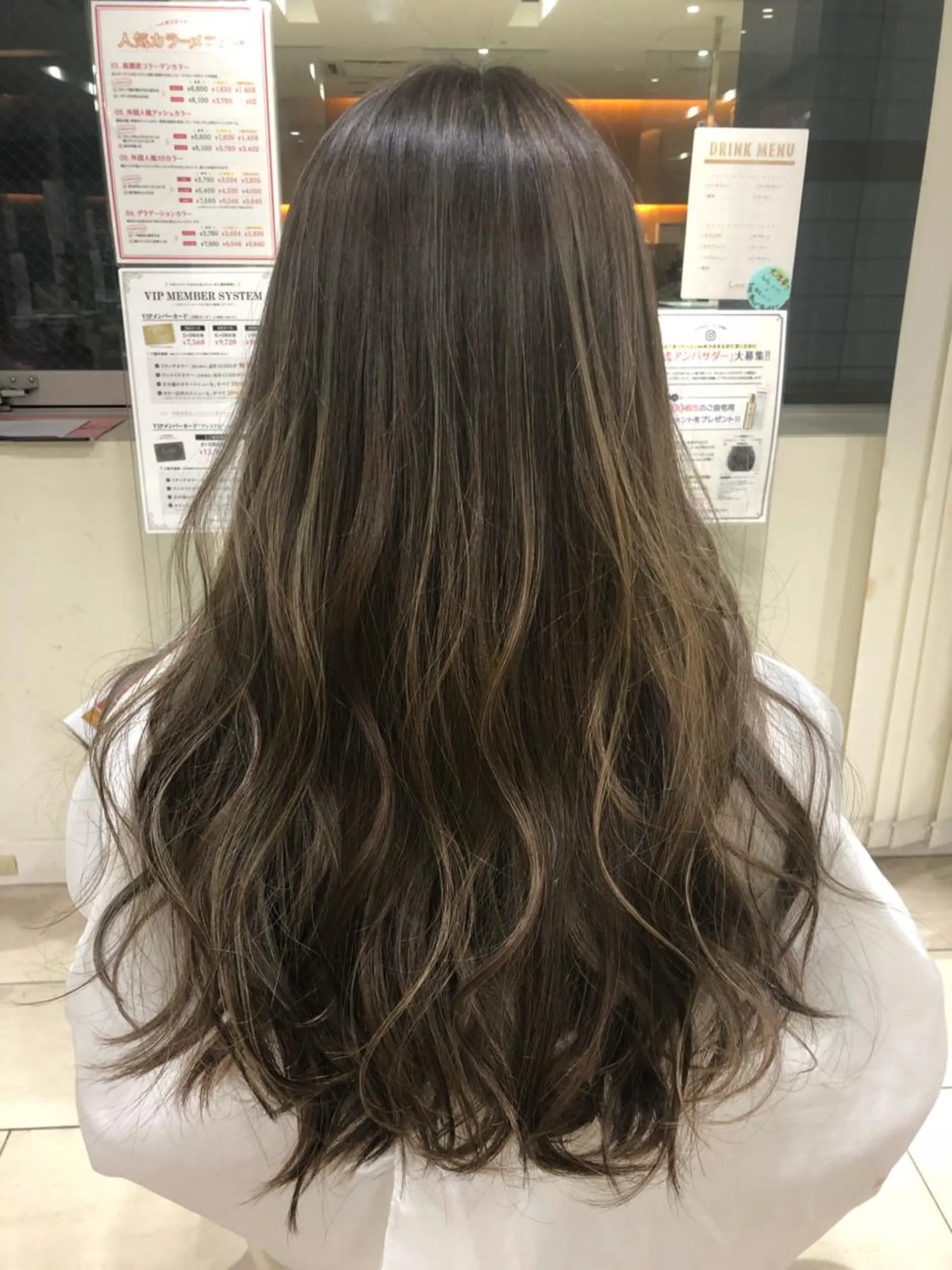 ロング ブリーチ/髪質改善 前田志穂のヘアスタイル