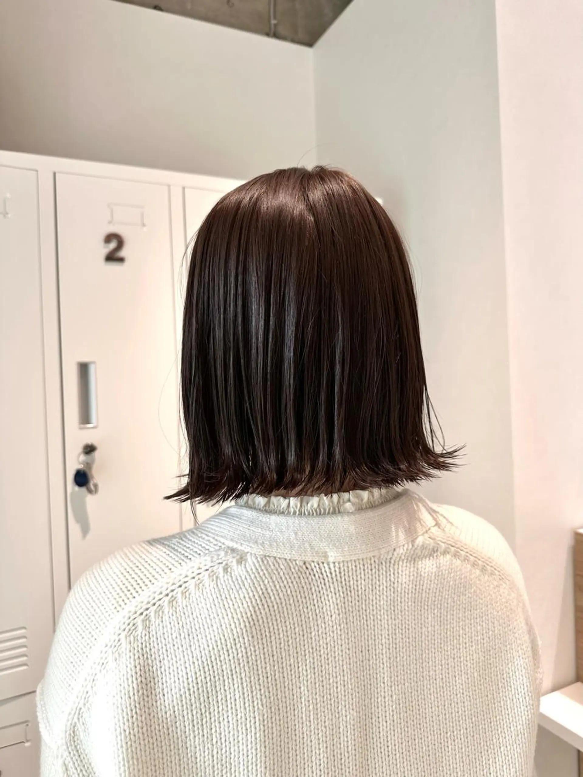 ミディアム カラー グレージュ ボブ カット ヘアカラー トリートメント Annie 吉田 裕美のヘアスタイル