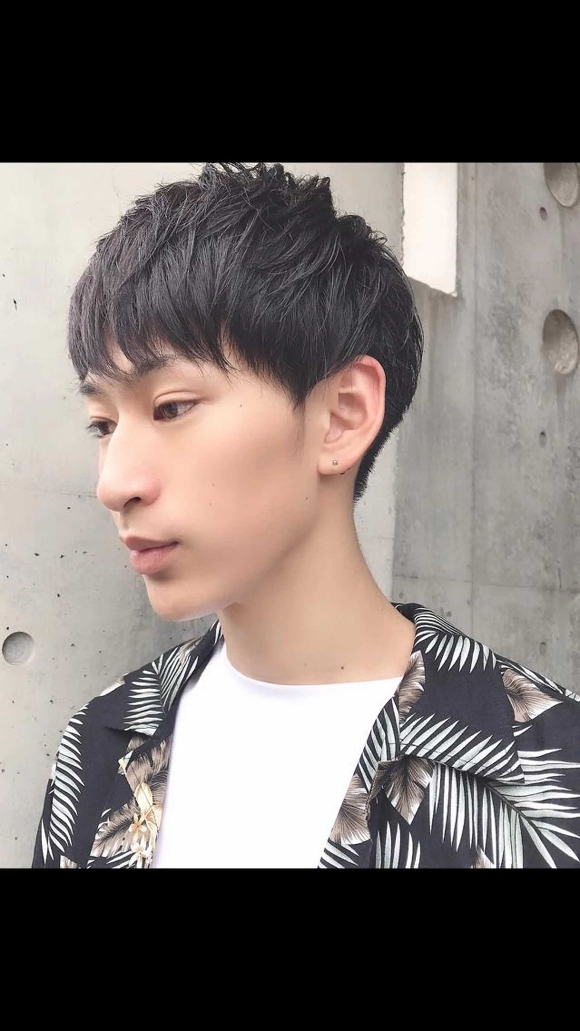 ショート メンズ 及川 光のヘアスタイル