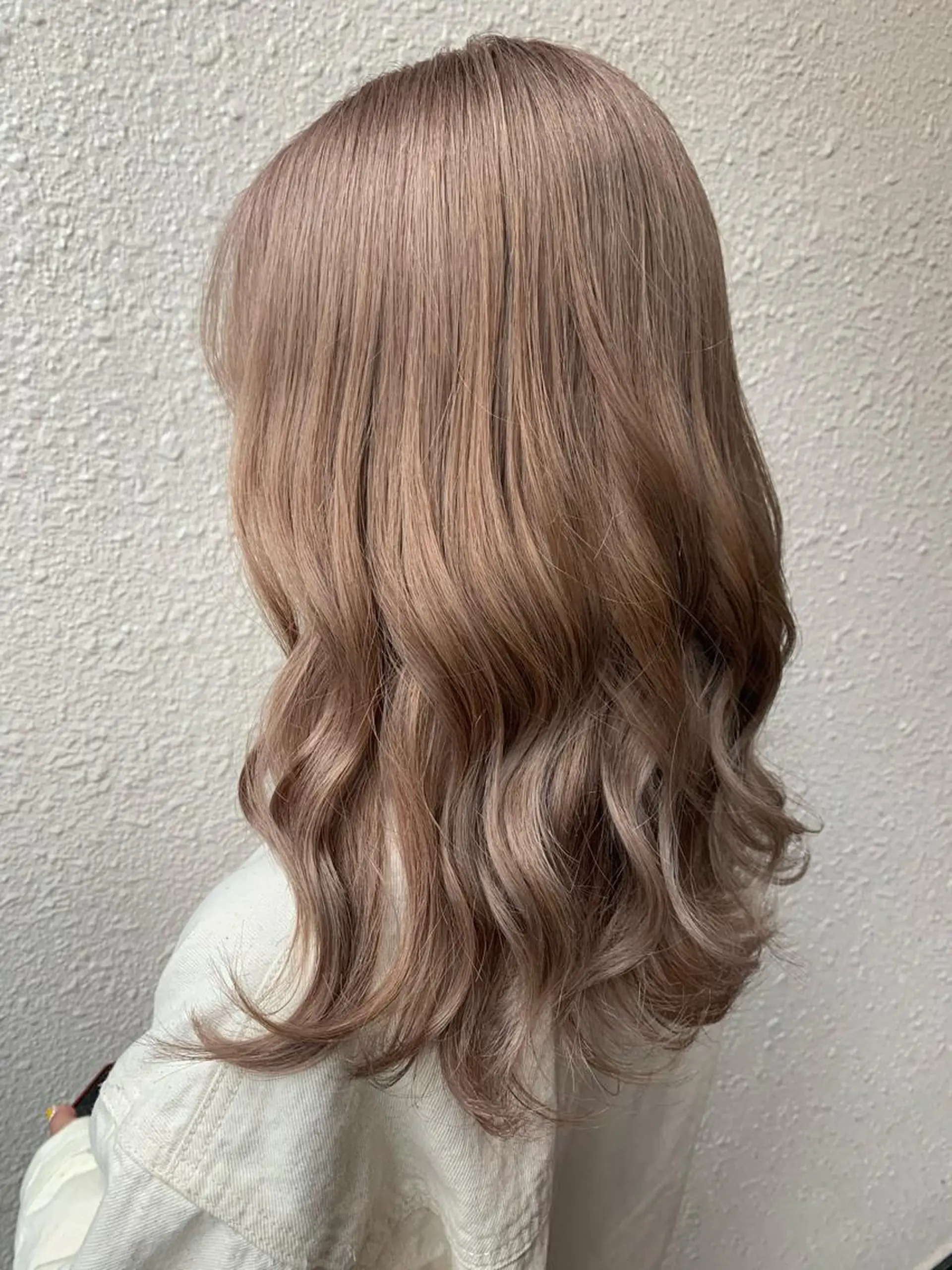 セミロング ヘアカラー サロウィン千葉所属・サロウィン千葉店 Toshikiのヘアスタイル