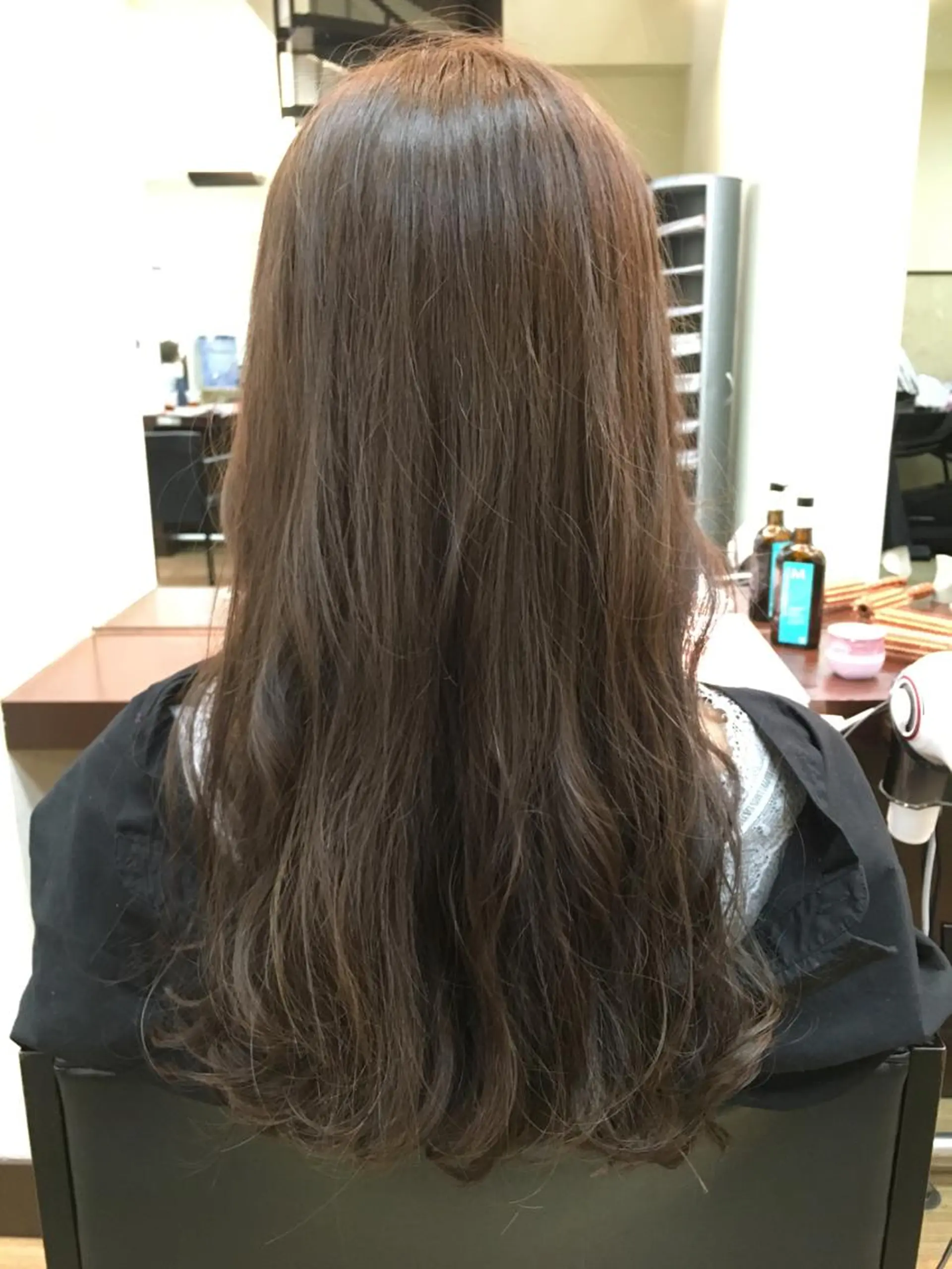 ロング カラー ベージュカラー 萌花 moeka /韓国/レイヤーのヘアスタイル