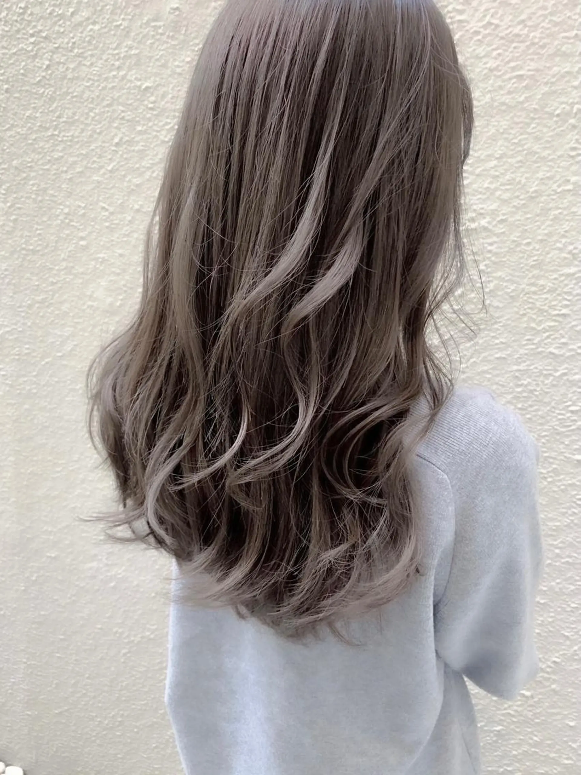 ロング カラー FERIA fam 北千里 杉本 蓮のヘアスタイル