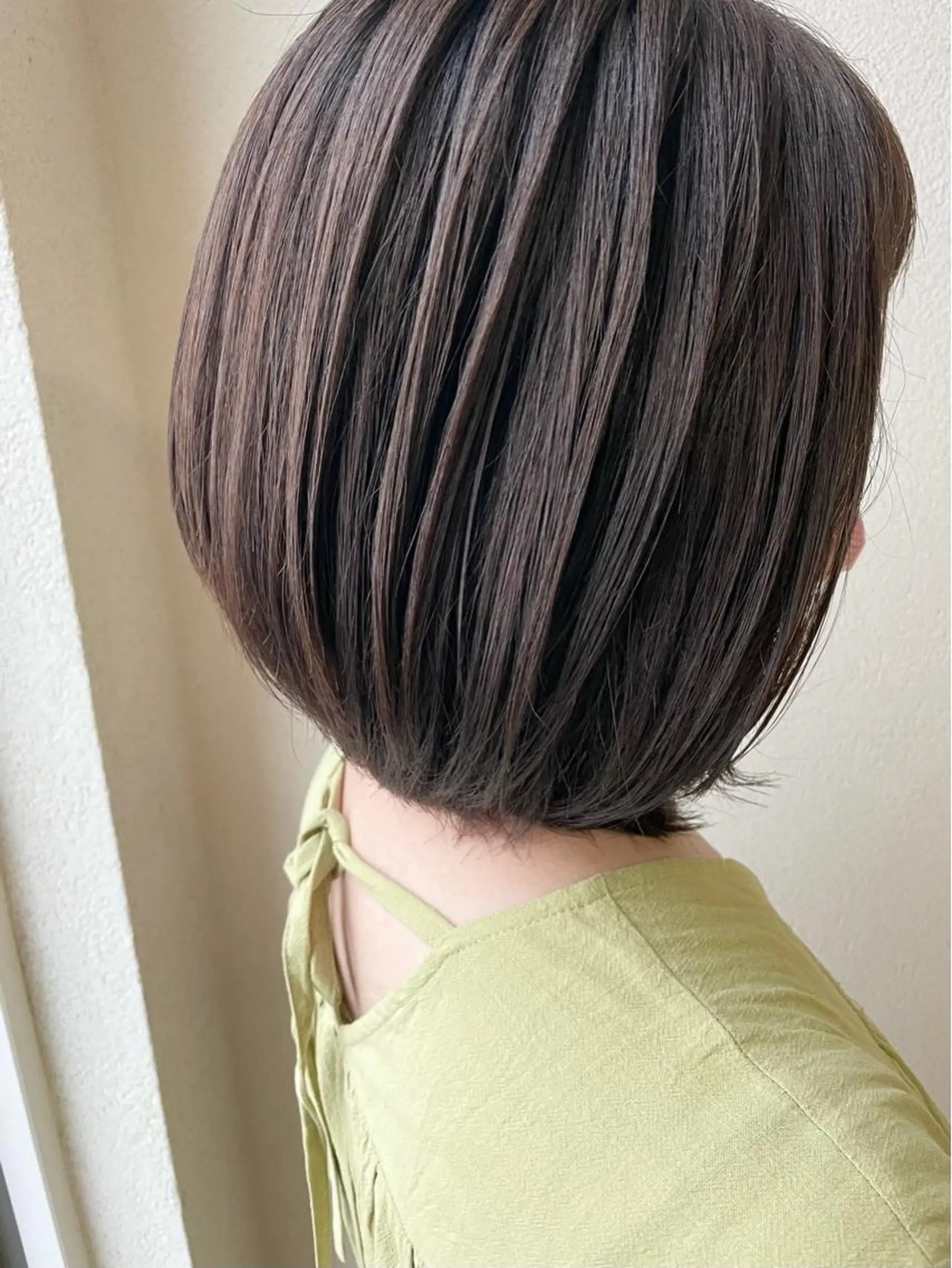 ショート カラー アッシュ グラデーションカラー ボブ 沢田 瞳のヘアスタイル