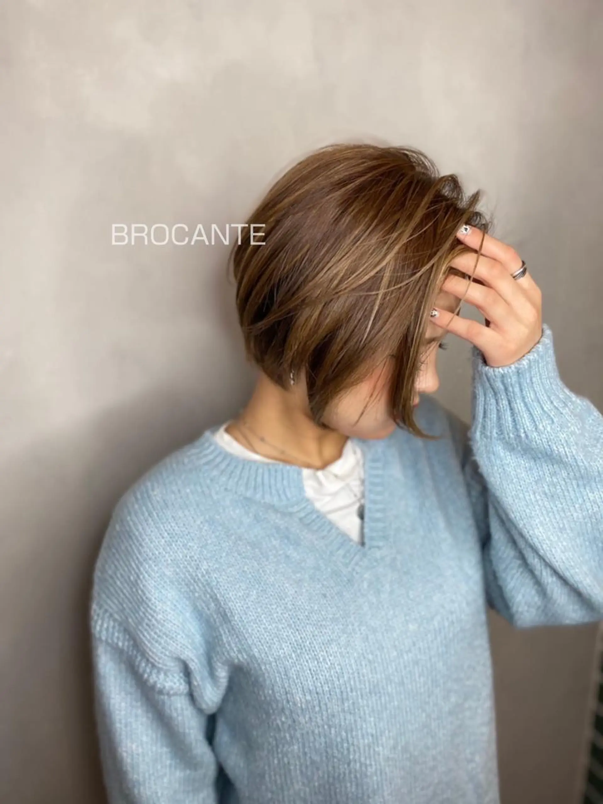 ショート カラー ショートボブ ベージュカラー ハイライトカラー ボブ ハイライト ヘアカラー BROCANTE✂︎ karasawa.nのヘアスタイル