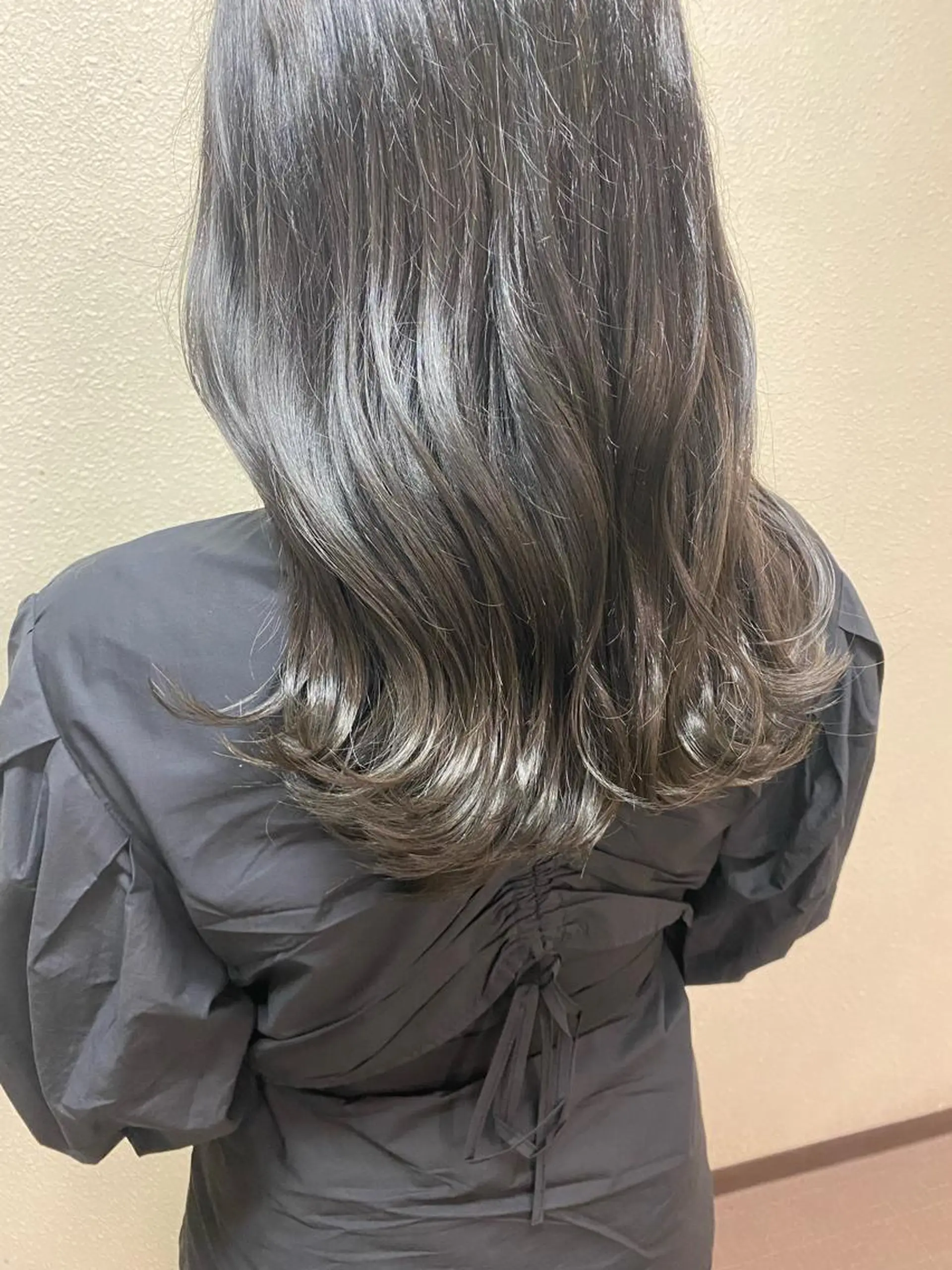 セミロング カラー 透明感カラー ikeda shioriのヘアスタイル
