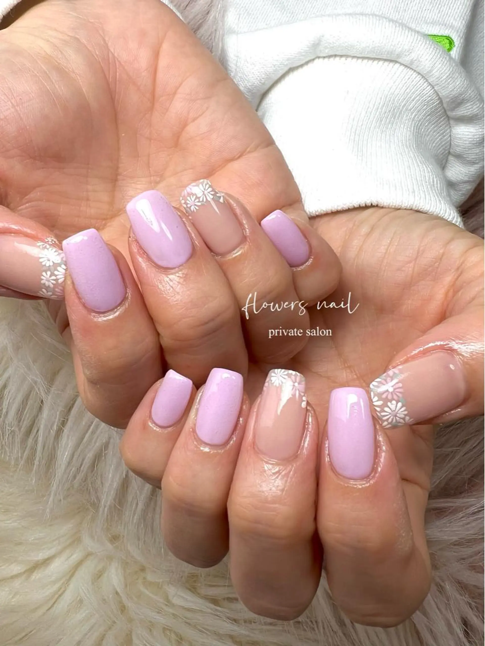ネイル フレンチネイル ジェルネイル 持ち込み ワンカラーネイル パラジェル ハンドネイル flowers nailのネイルデザイン