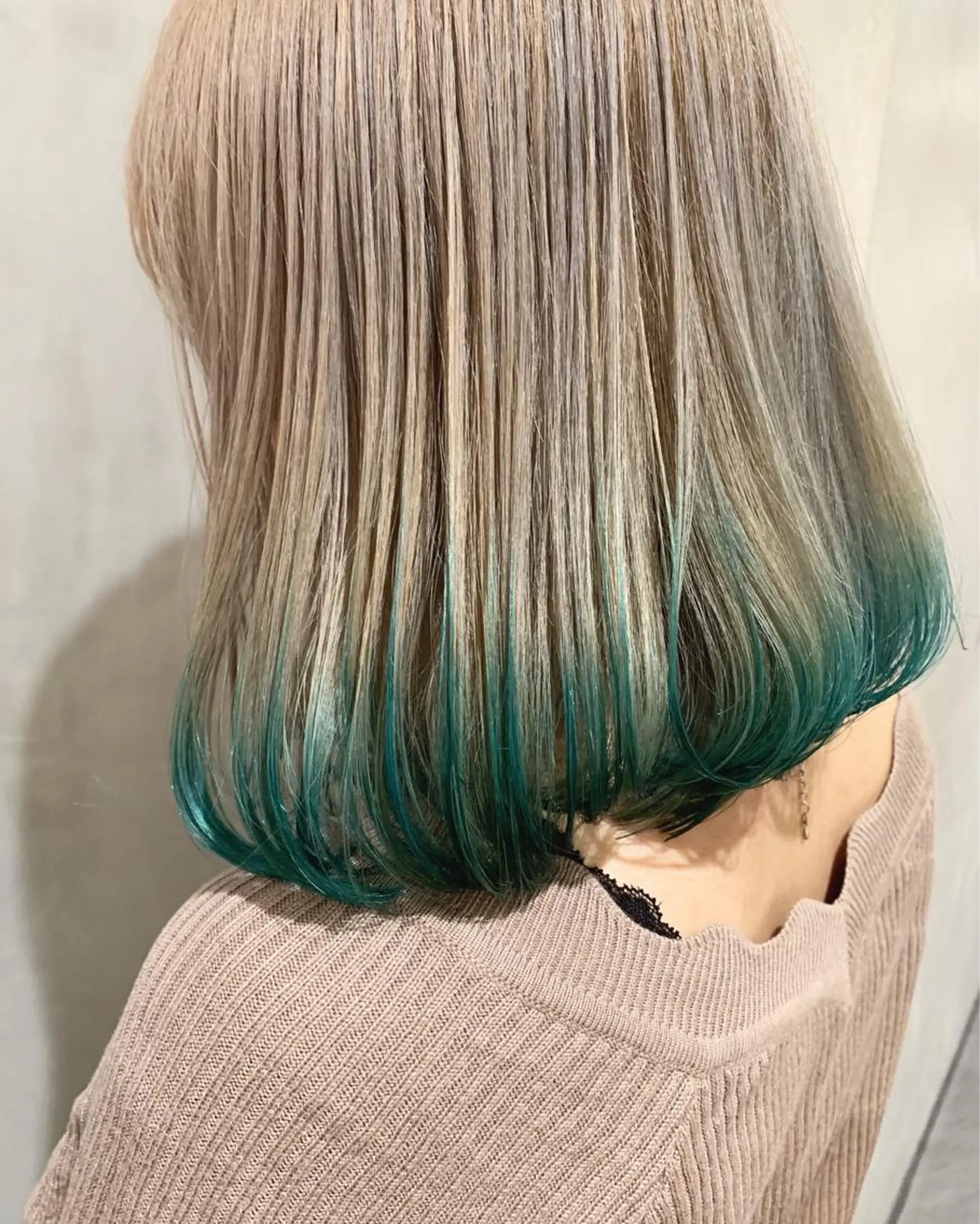 ミディアム カラー ヘアカラー トリートメント 優 作のヘアスタイル