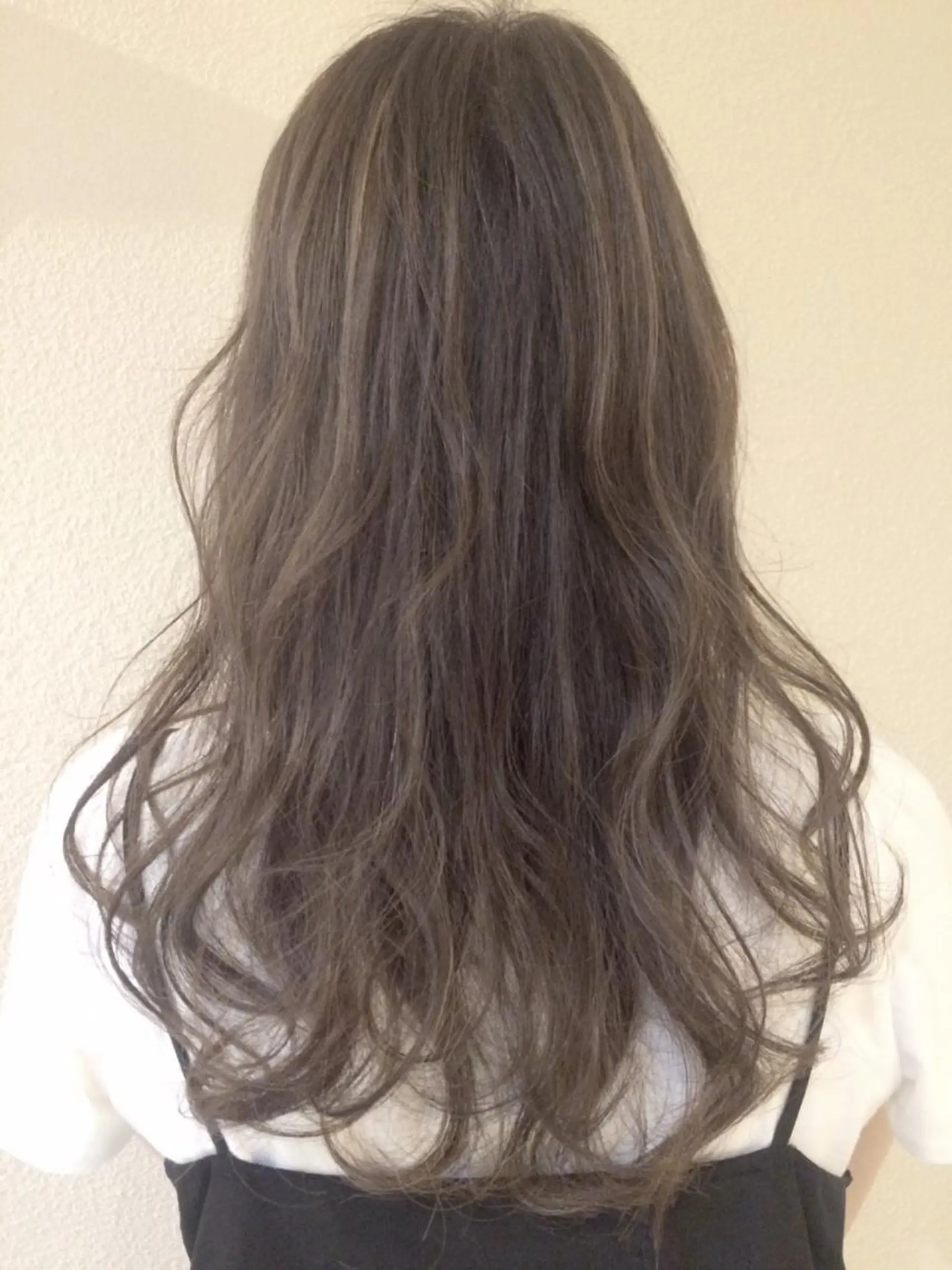 カラー 龍 門のヘアスタイル