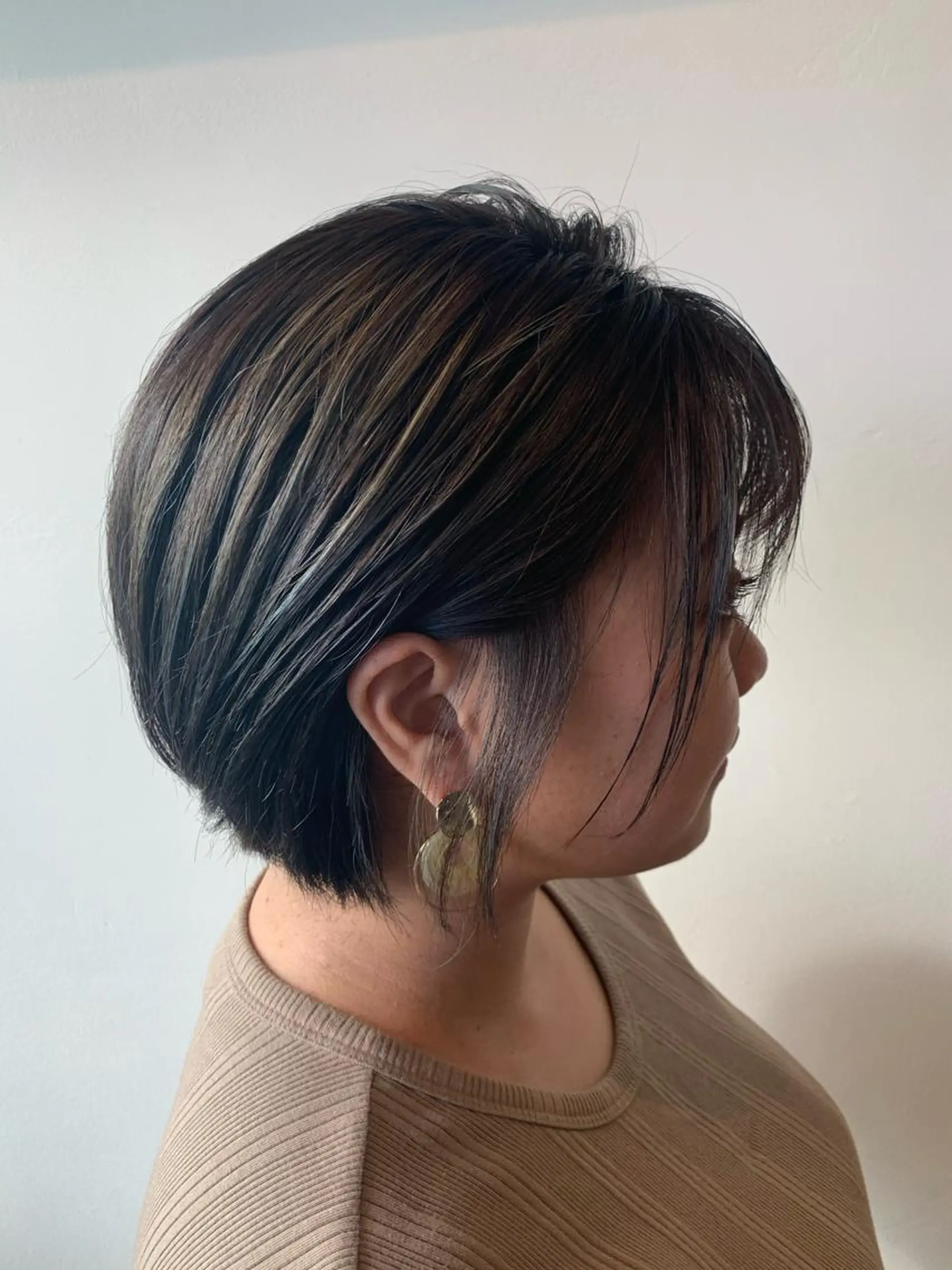 ショート 丸みショート アッシュ ショートヘア ヘアカラー トリートメント ヘッドスパ ヘアセット 山口 竣也のヘアスタイル