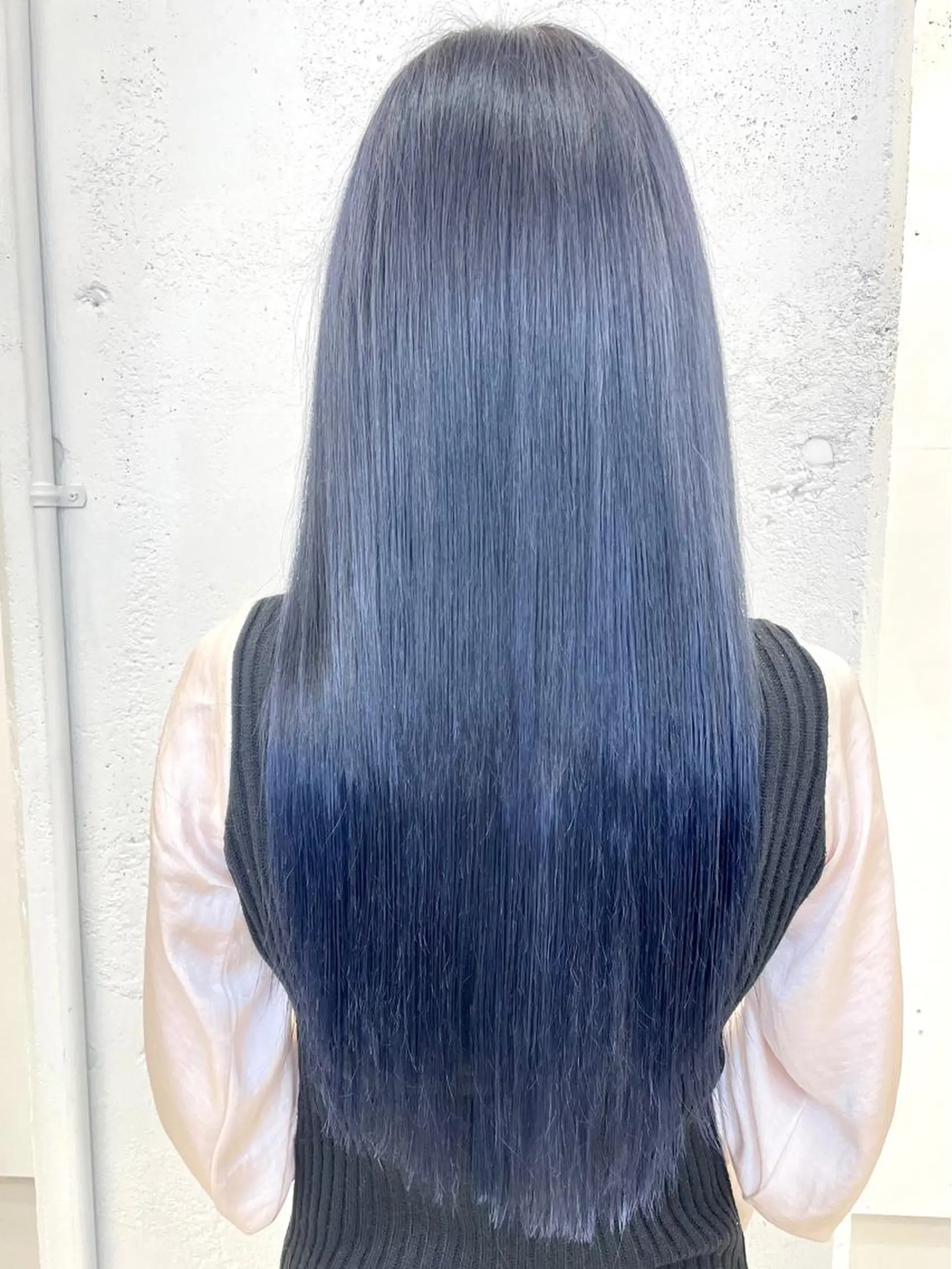 ロング ヘアカラー エクステ 家田 竜のヘアスタイル