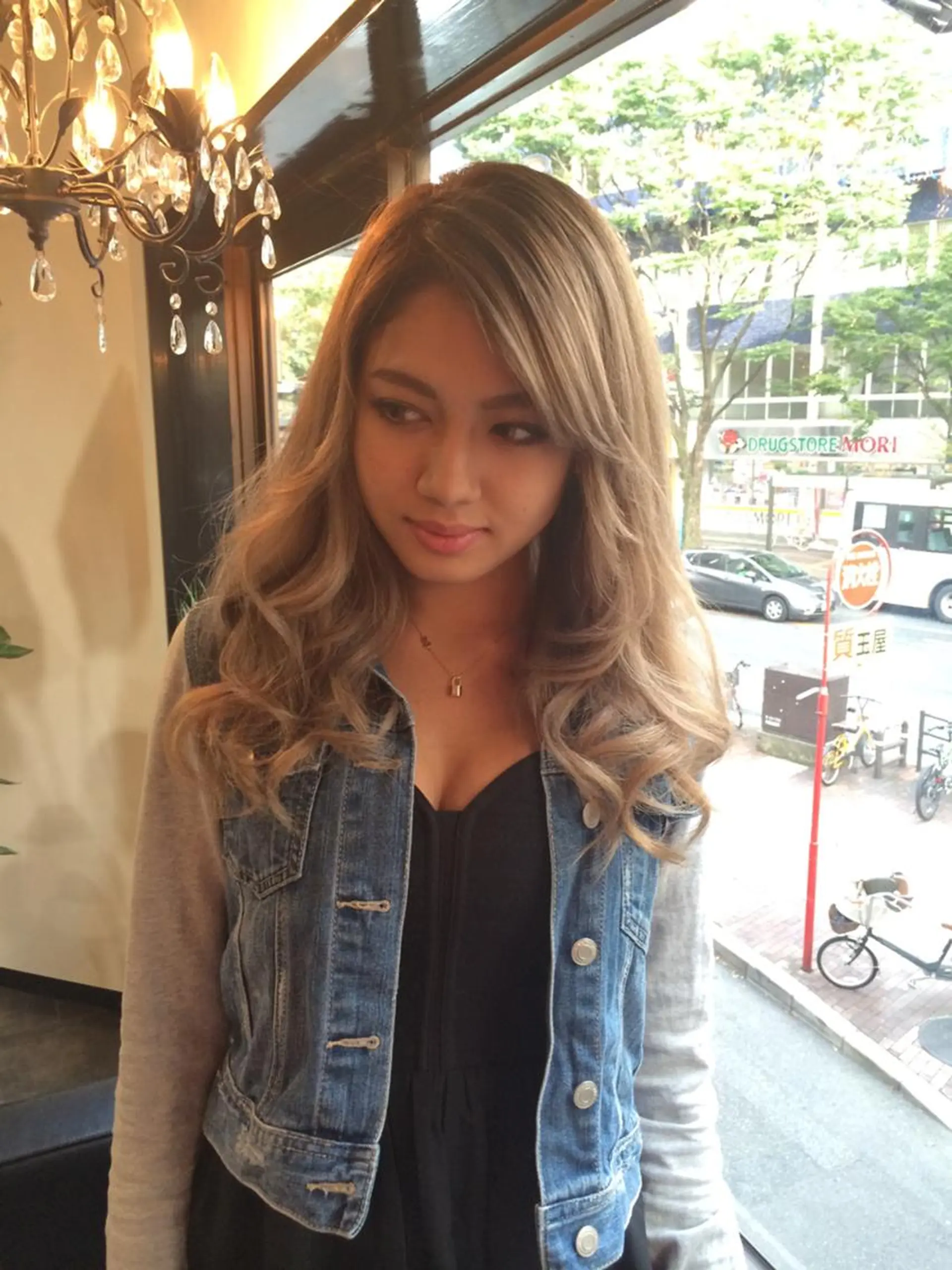 ロング Vida creativeのヘアスタイル