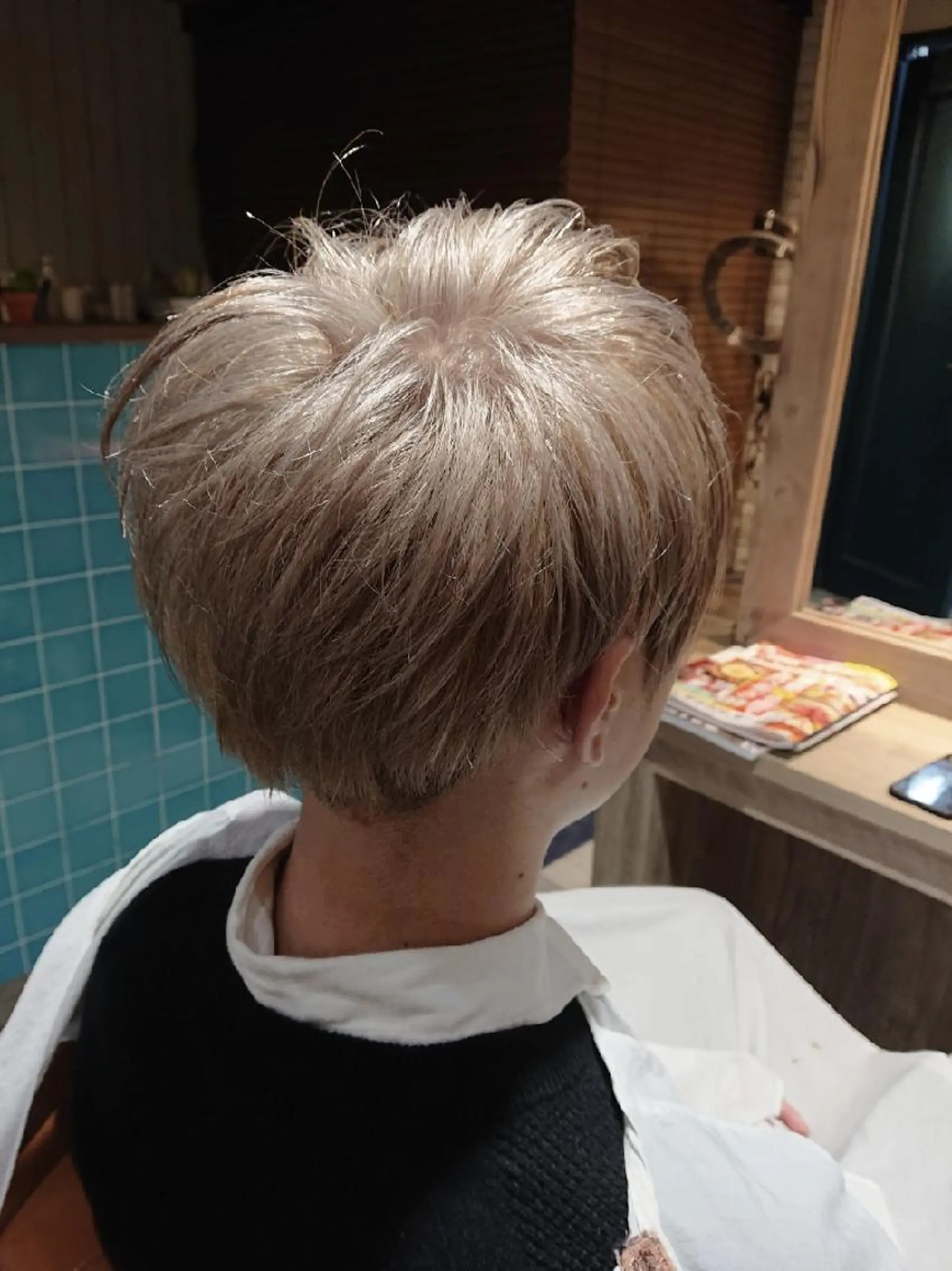 ショート カラー メンズ alushe 岡 陽子のヘアスタイル