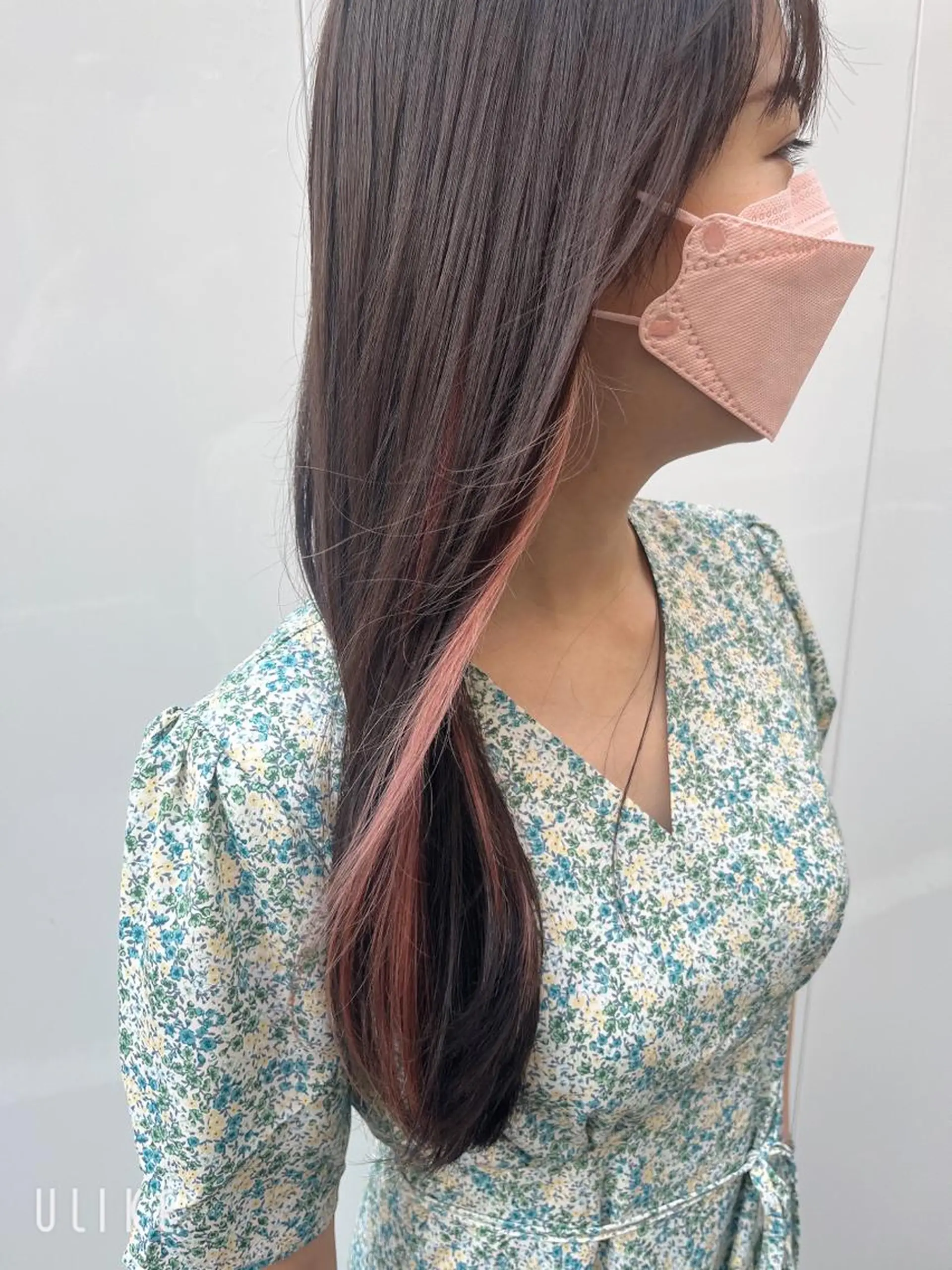 セミロング カラー ピンクカラー ヘアカラー ⭐️ アユミ⭐️のヘアスタイル