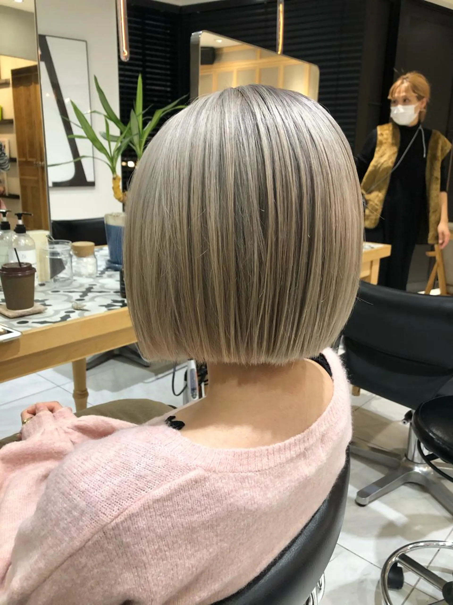 ショート カラー ミヤギ リュウキのヘアスタイル